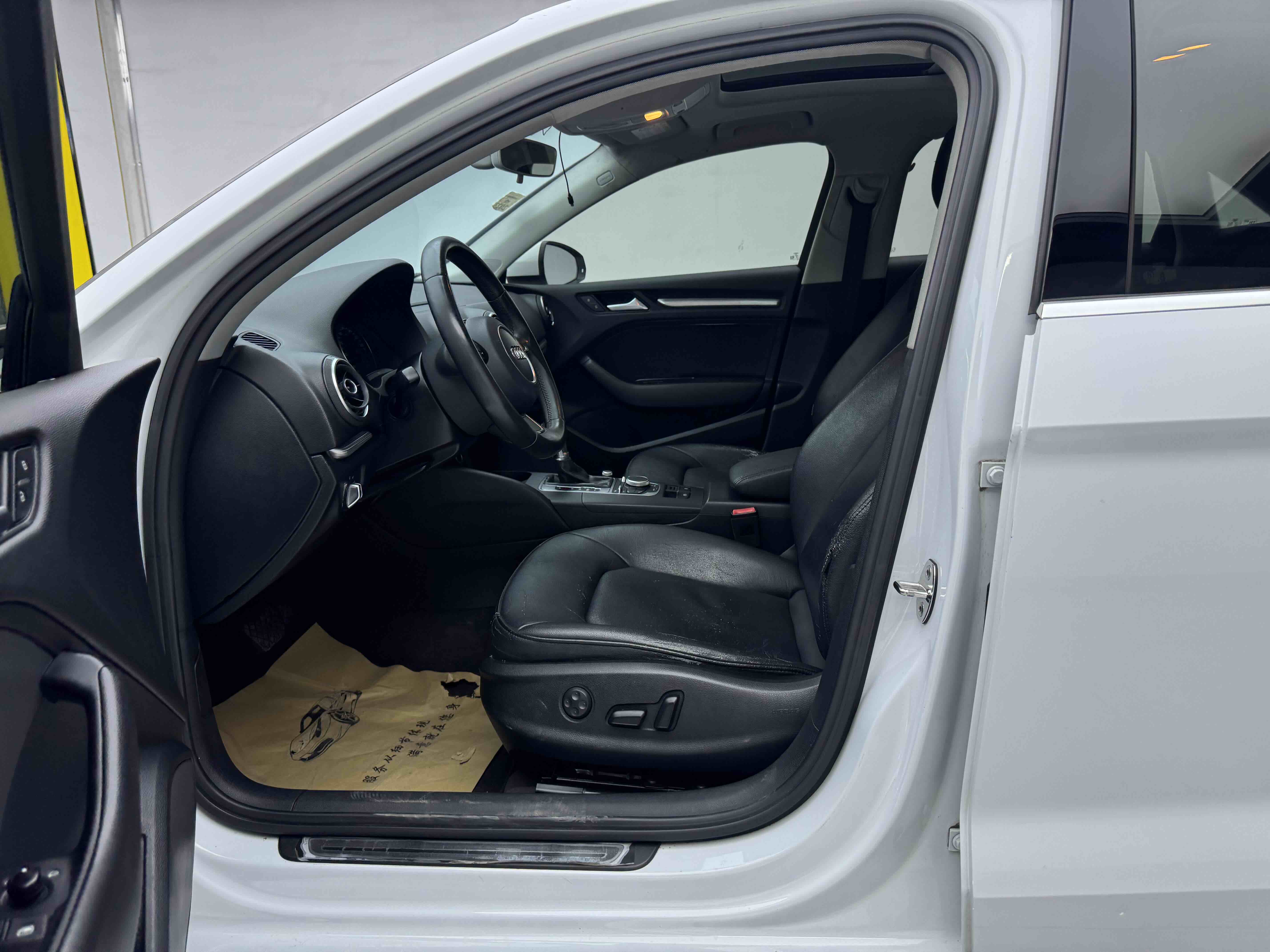 Audi A3 2015 car image #7