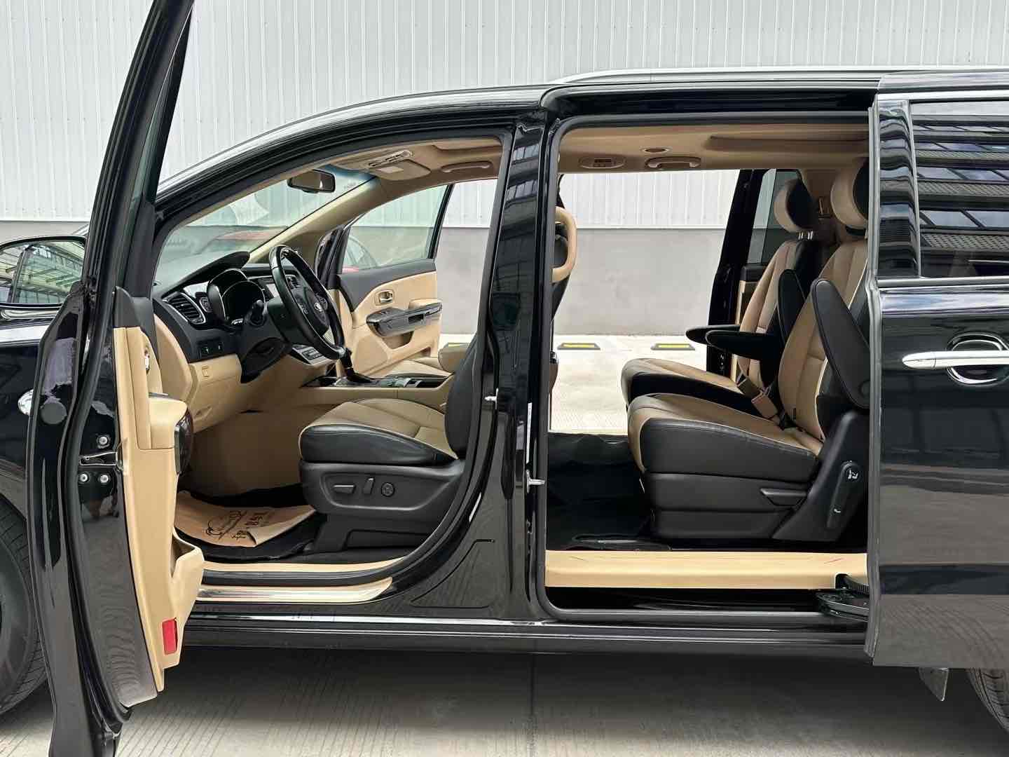 Kia Carnival (Imported) 2015 immagine di auto #7