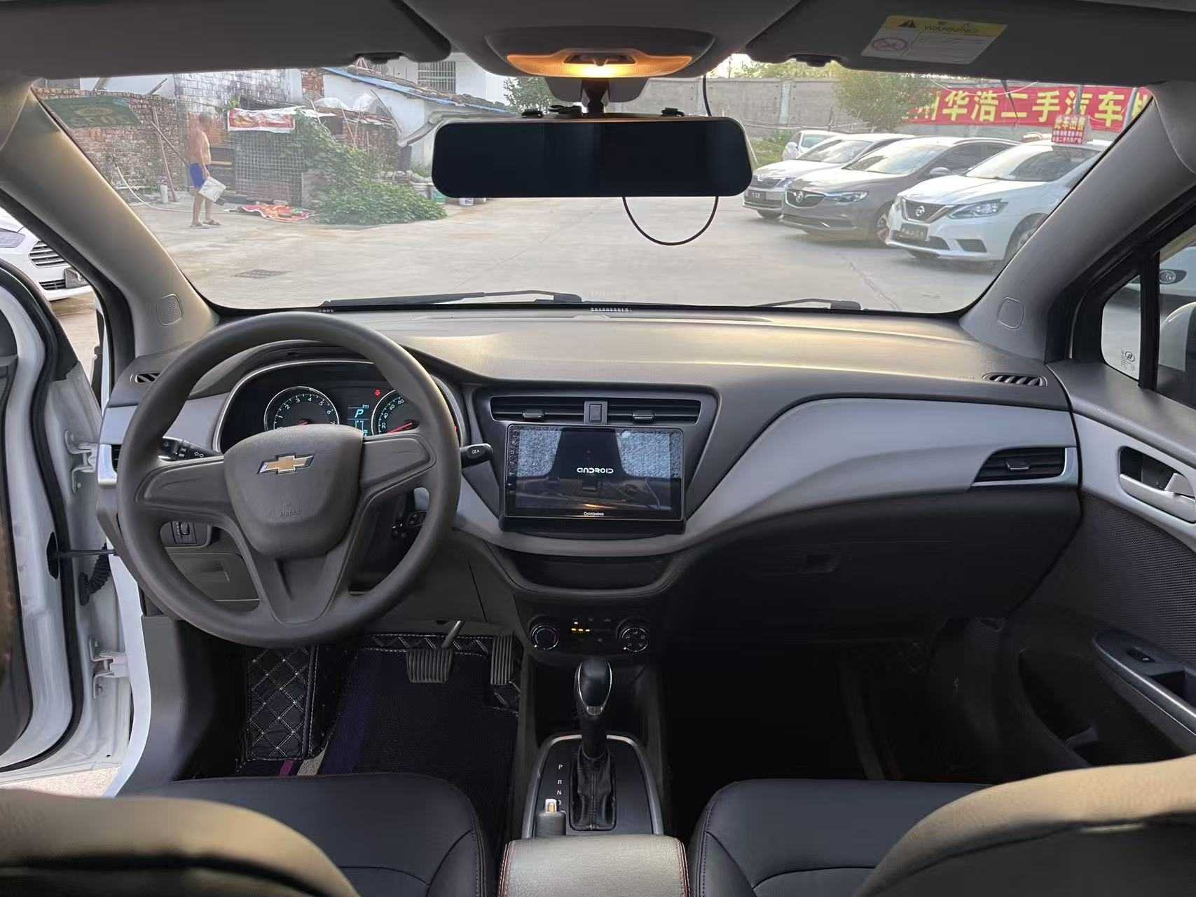 Chevrolet Lova RV 2016 car image #7