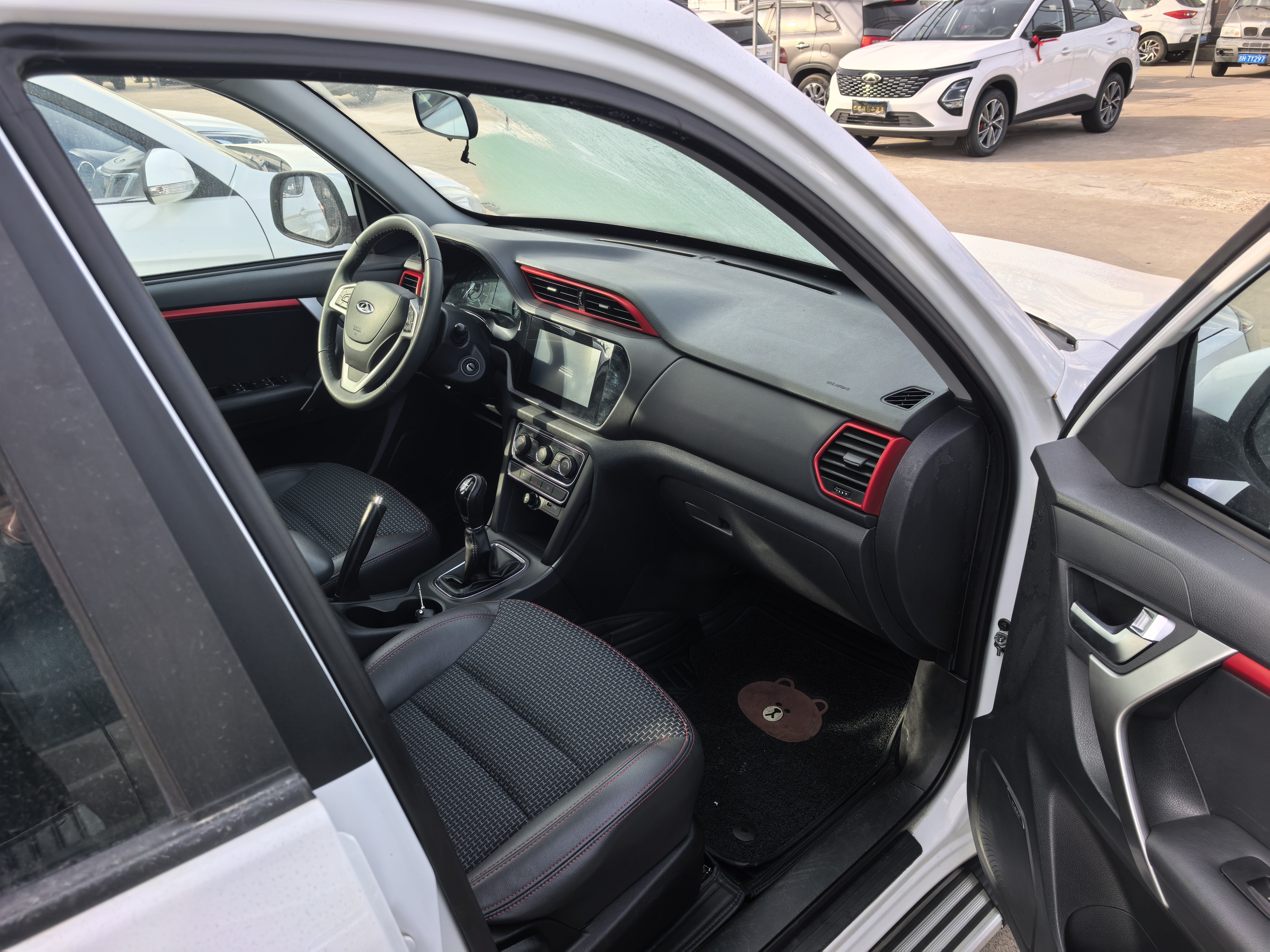 Tiggo 3 2016 car image #7