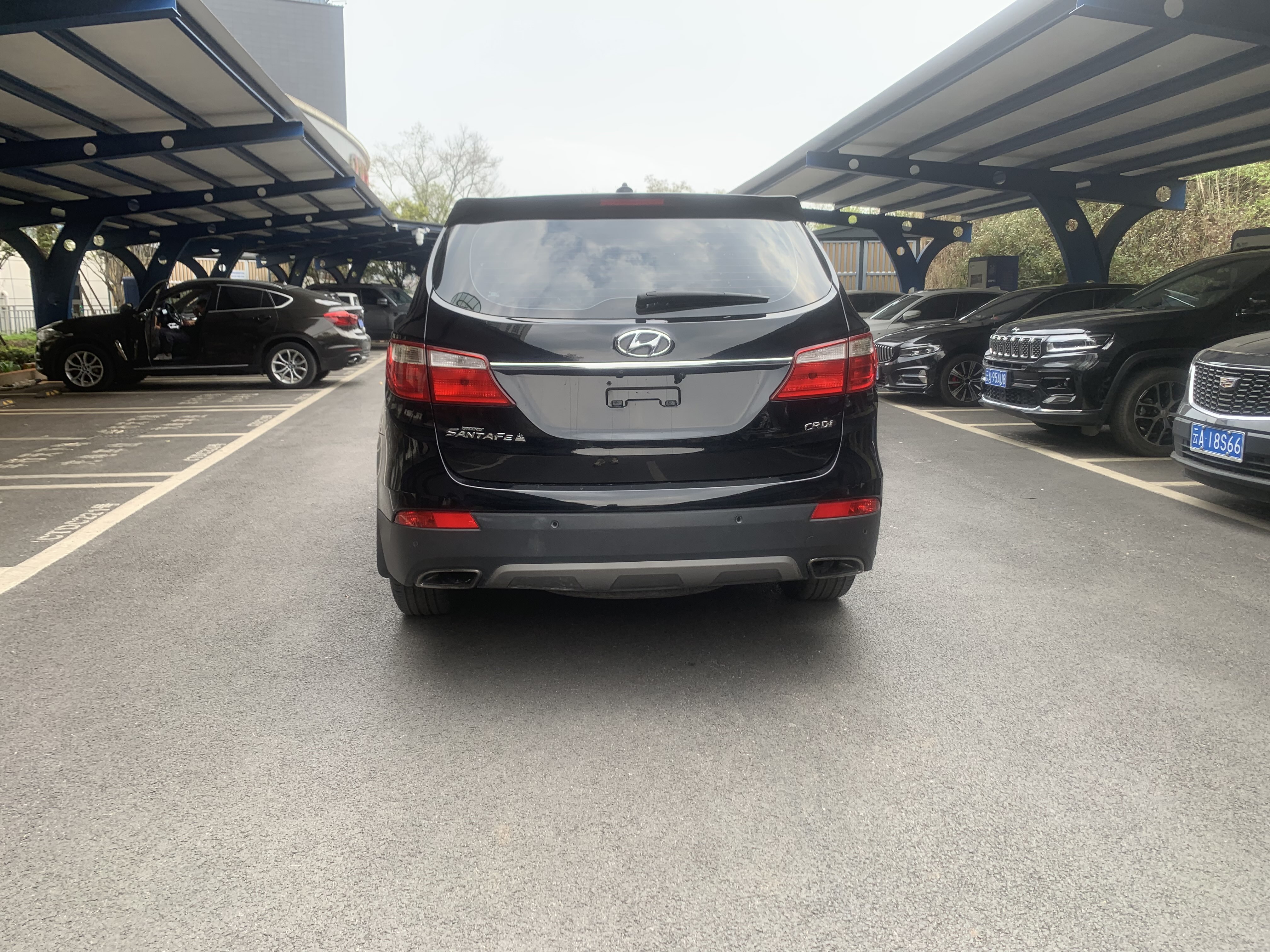 Hyundai Grand Santa Fe 2016 car image #7