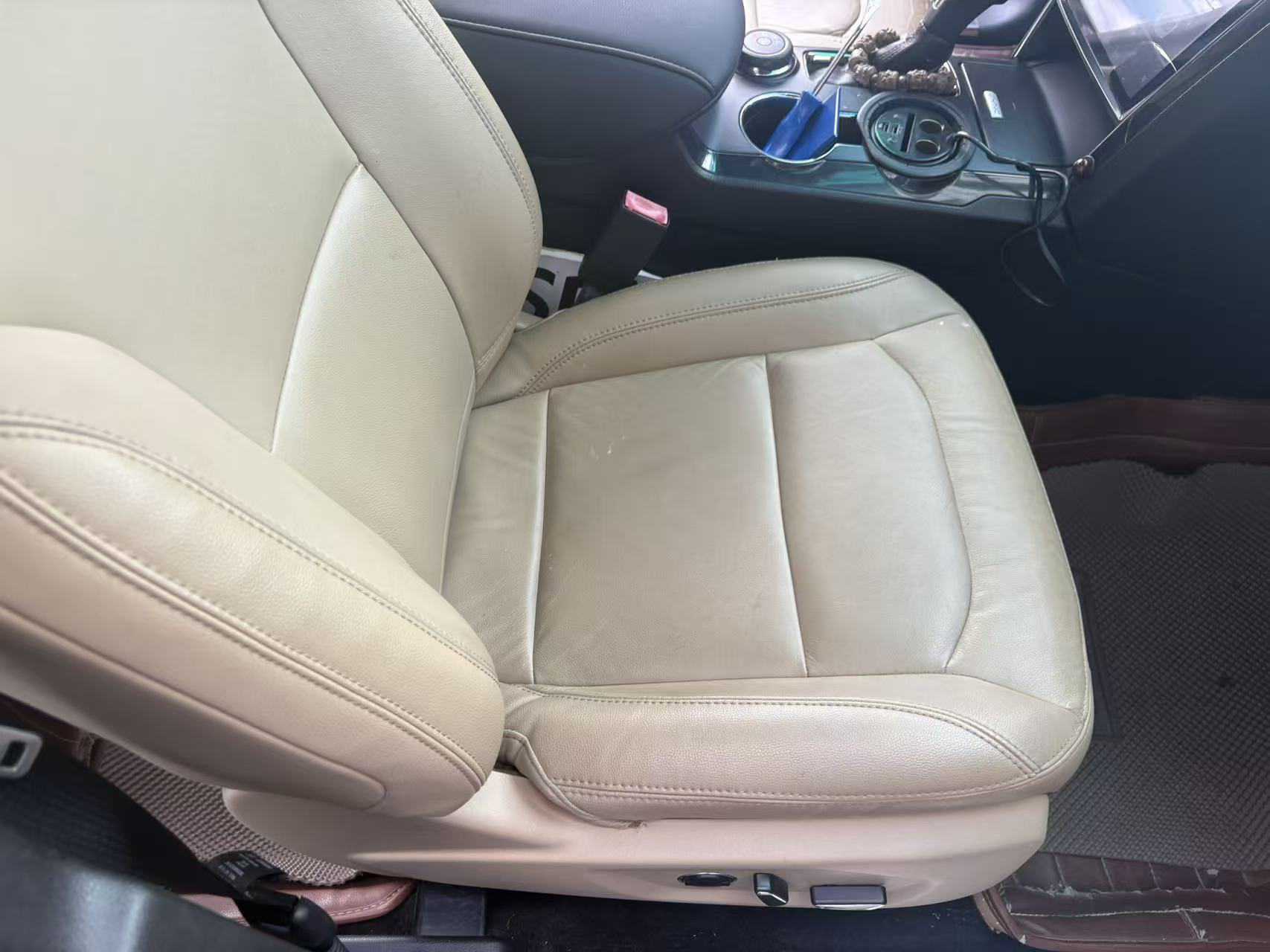 Ford Explorer (Imported) 2016 #7 Ford Explorer (Imported) 2016 car image #7