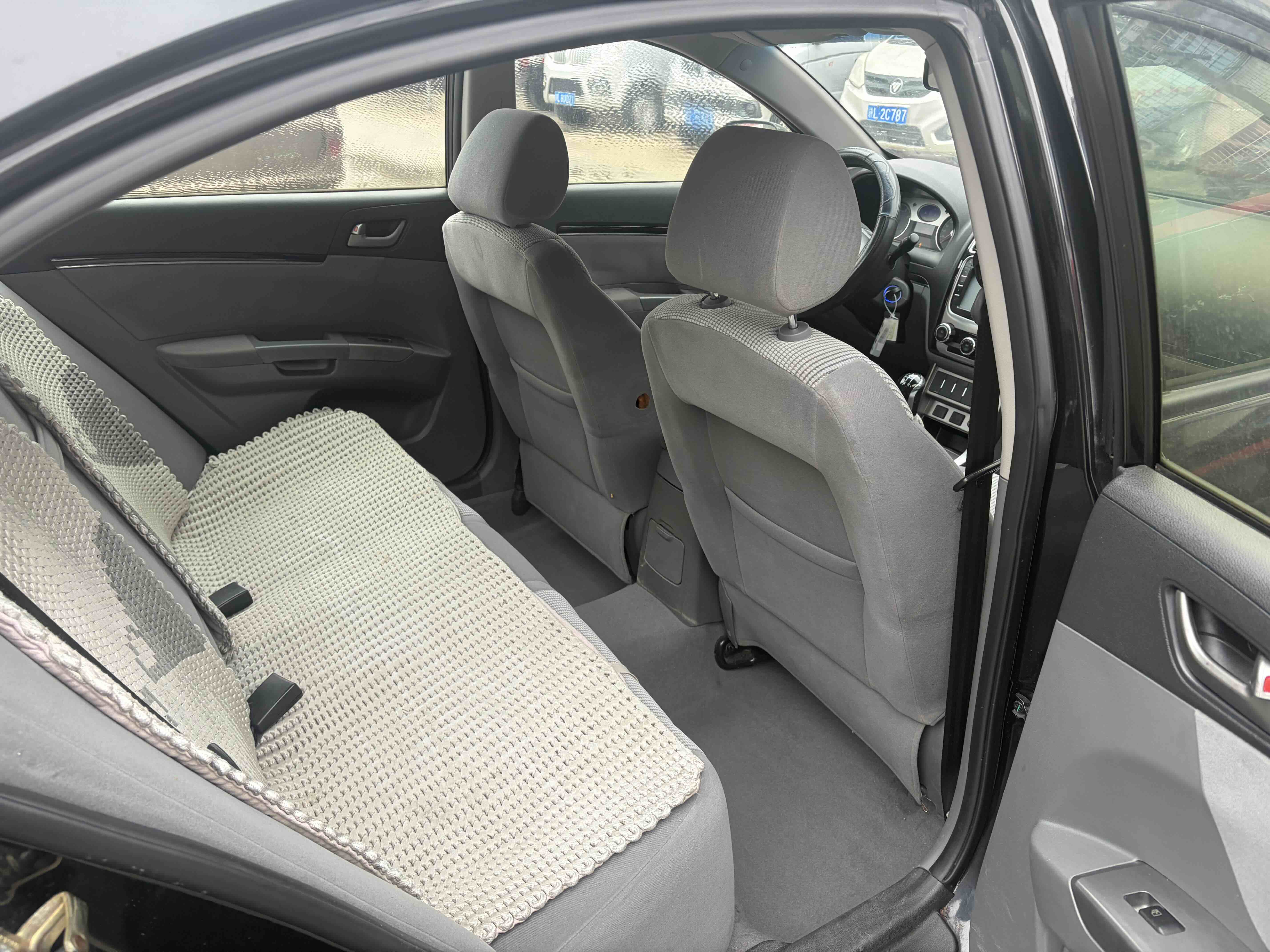 GEELY Emgrand Classic 2012 car image #7