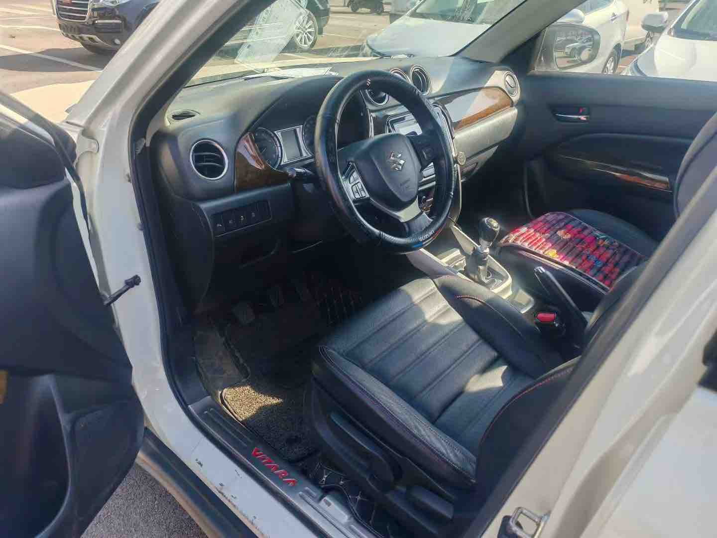 Suzuki Vitara 2016 изображение автомобиля #7