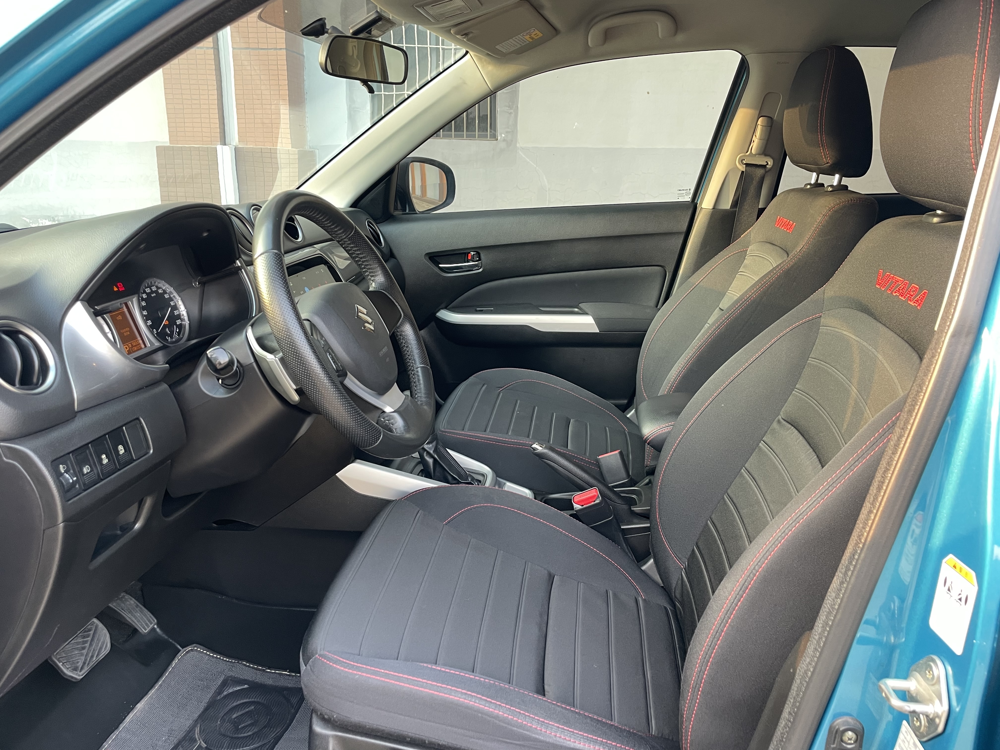 Suzuki Vitara 2016 image de voiture #7