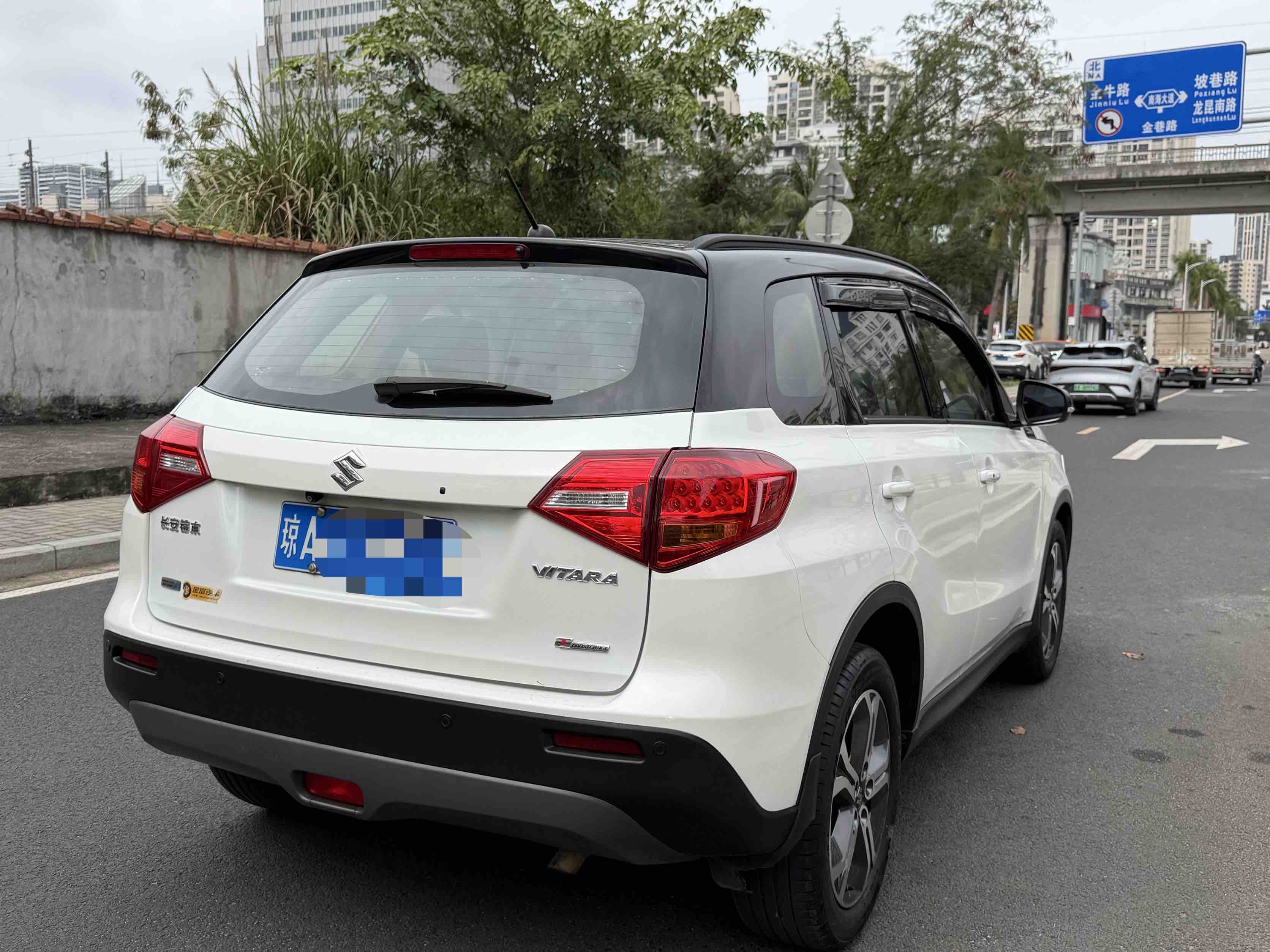 Suzuki Vitara 2019 image de voiture #7