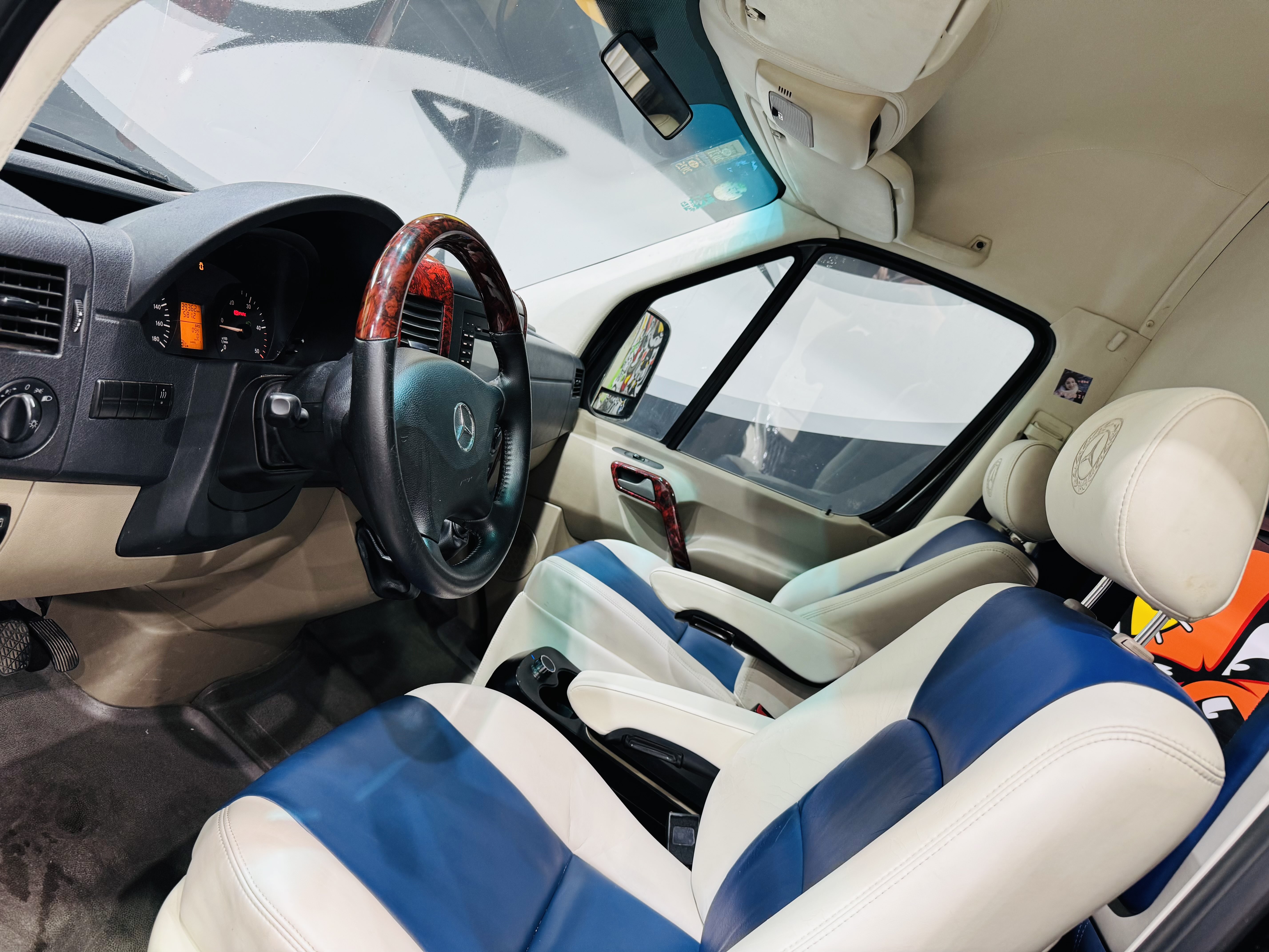 Mercedes-Benz Sprinter 2017 car image #7