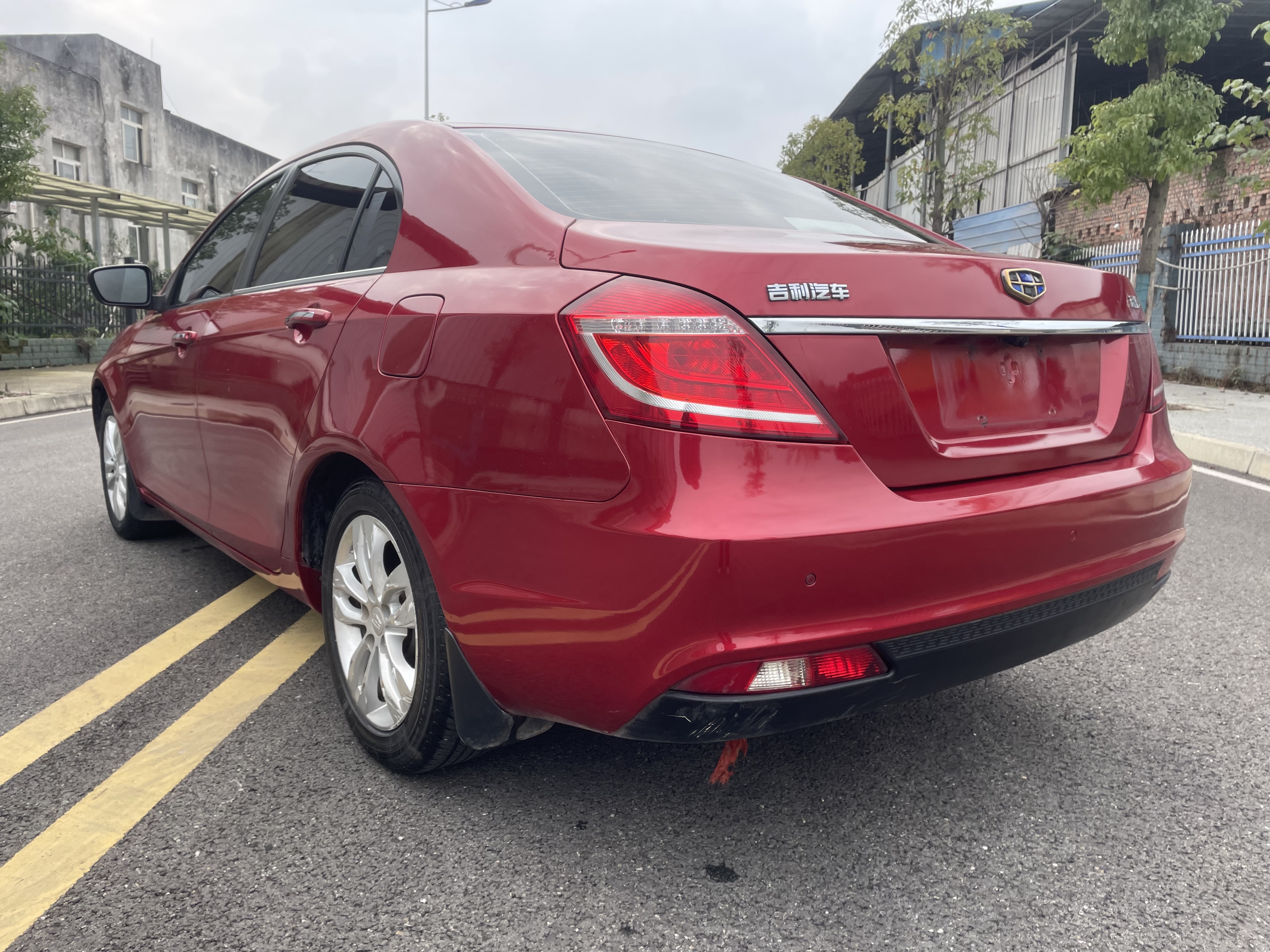 GEELY Emgrand 2015 car image #7