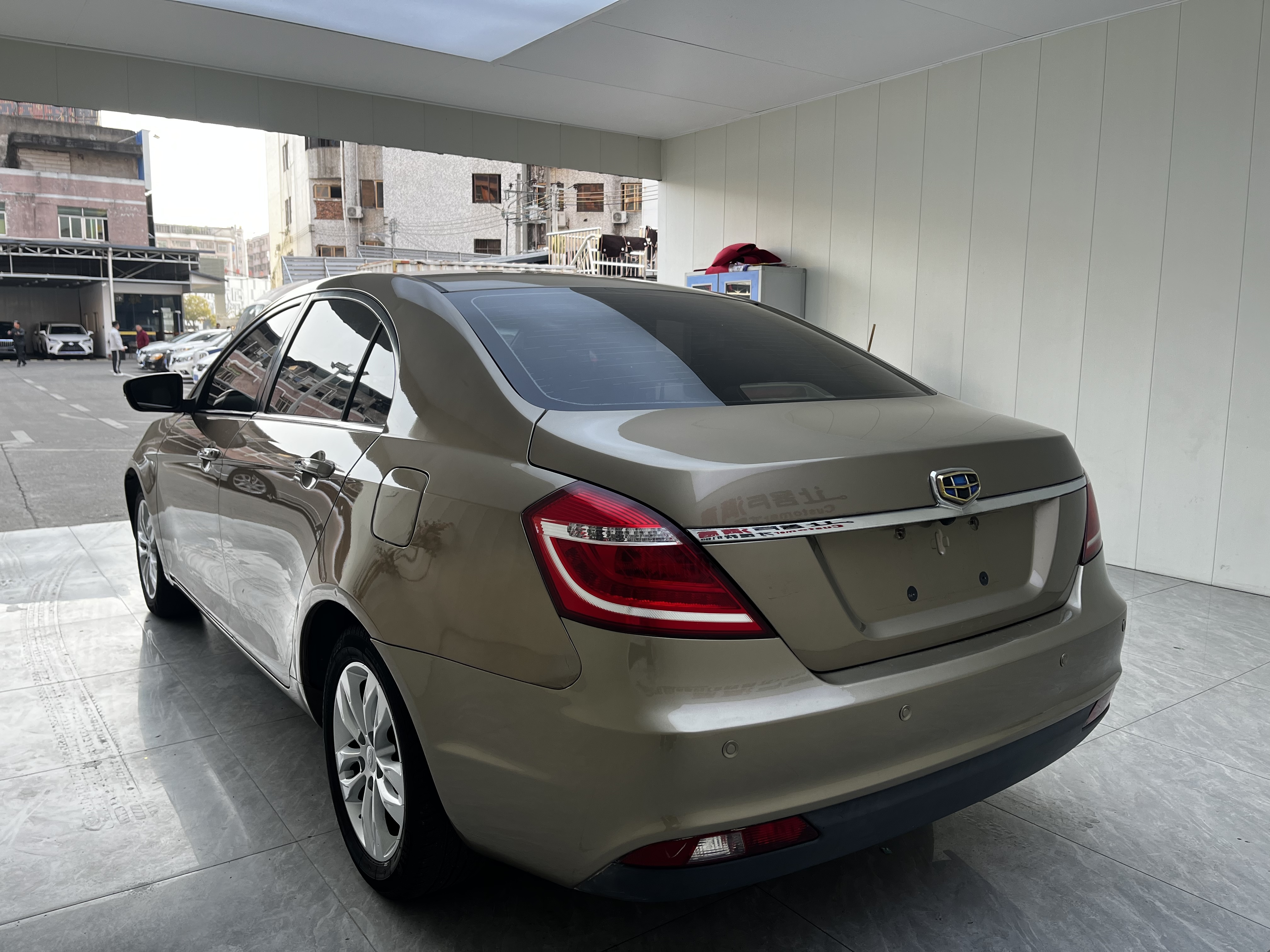 GEELY Emgrand 2015 #7 GEELY Emgrand 2015 car image #7