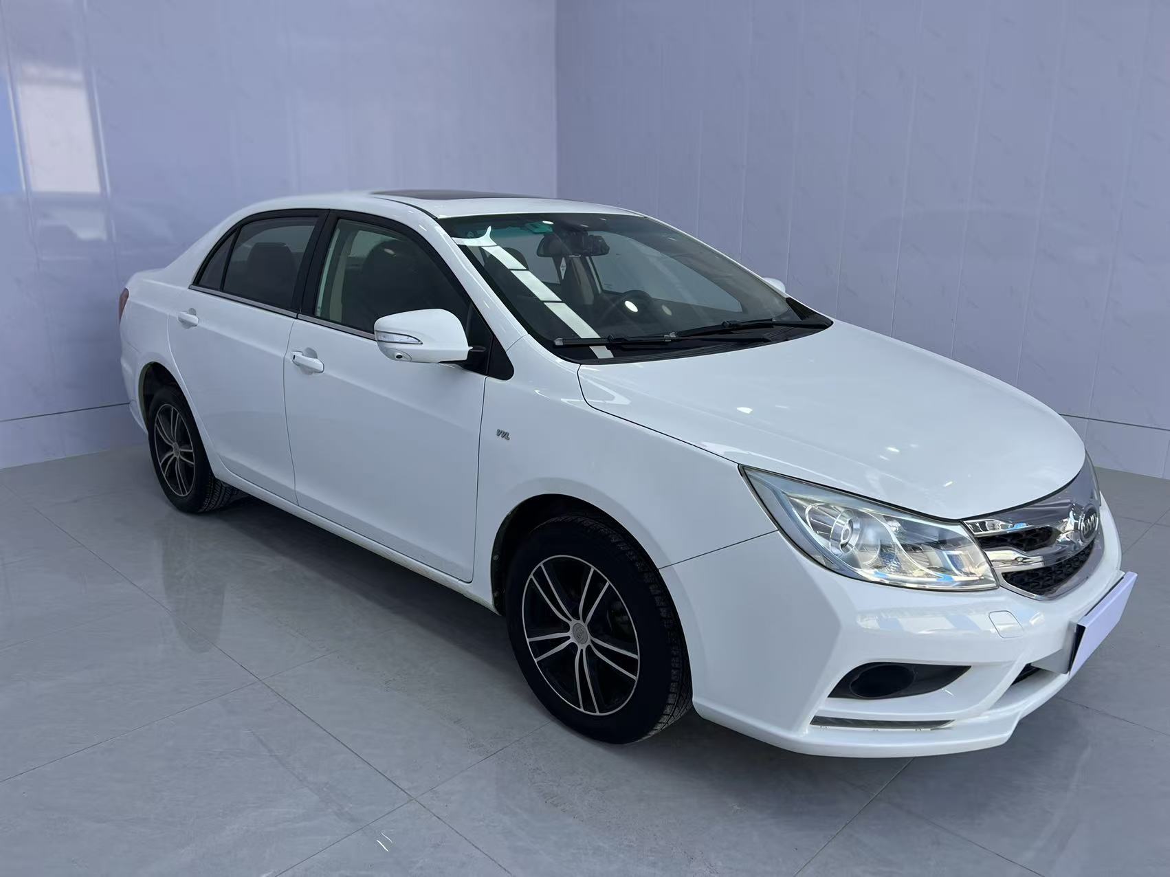 BYD SuRui 2015 car image #7