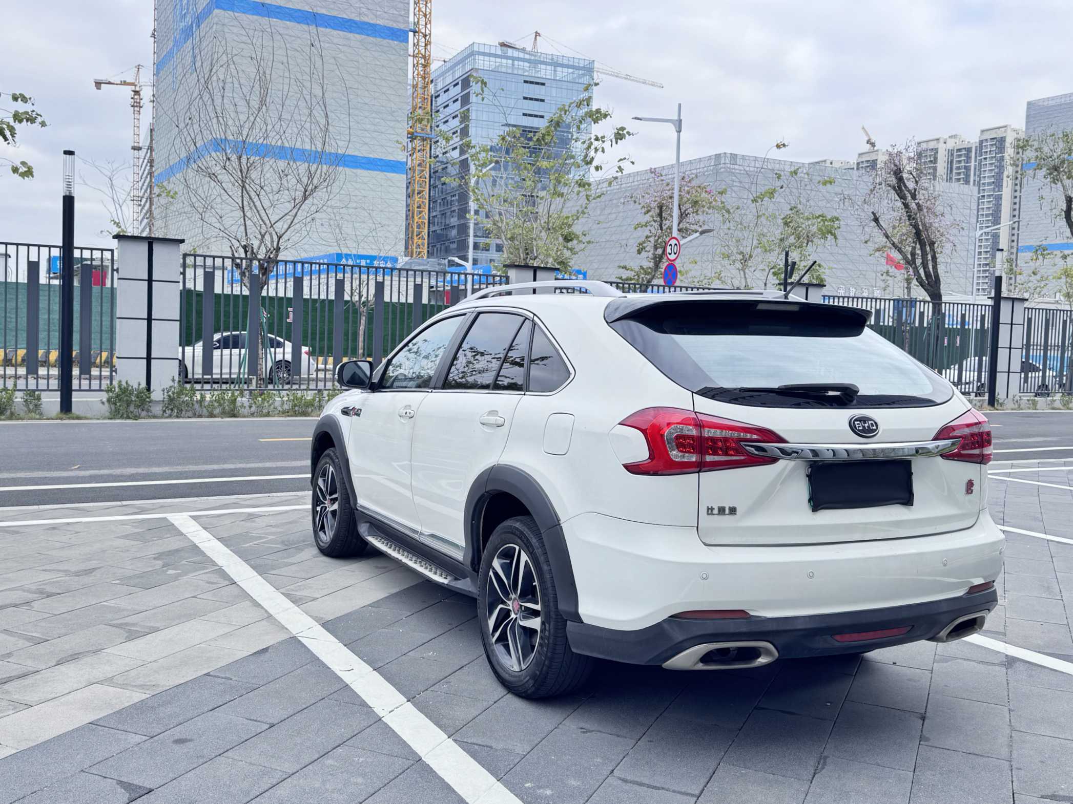 比亚迪 唐新能源 2016 汽车图片 #7