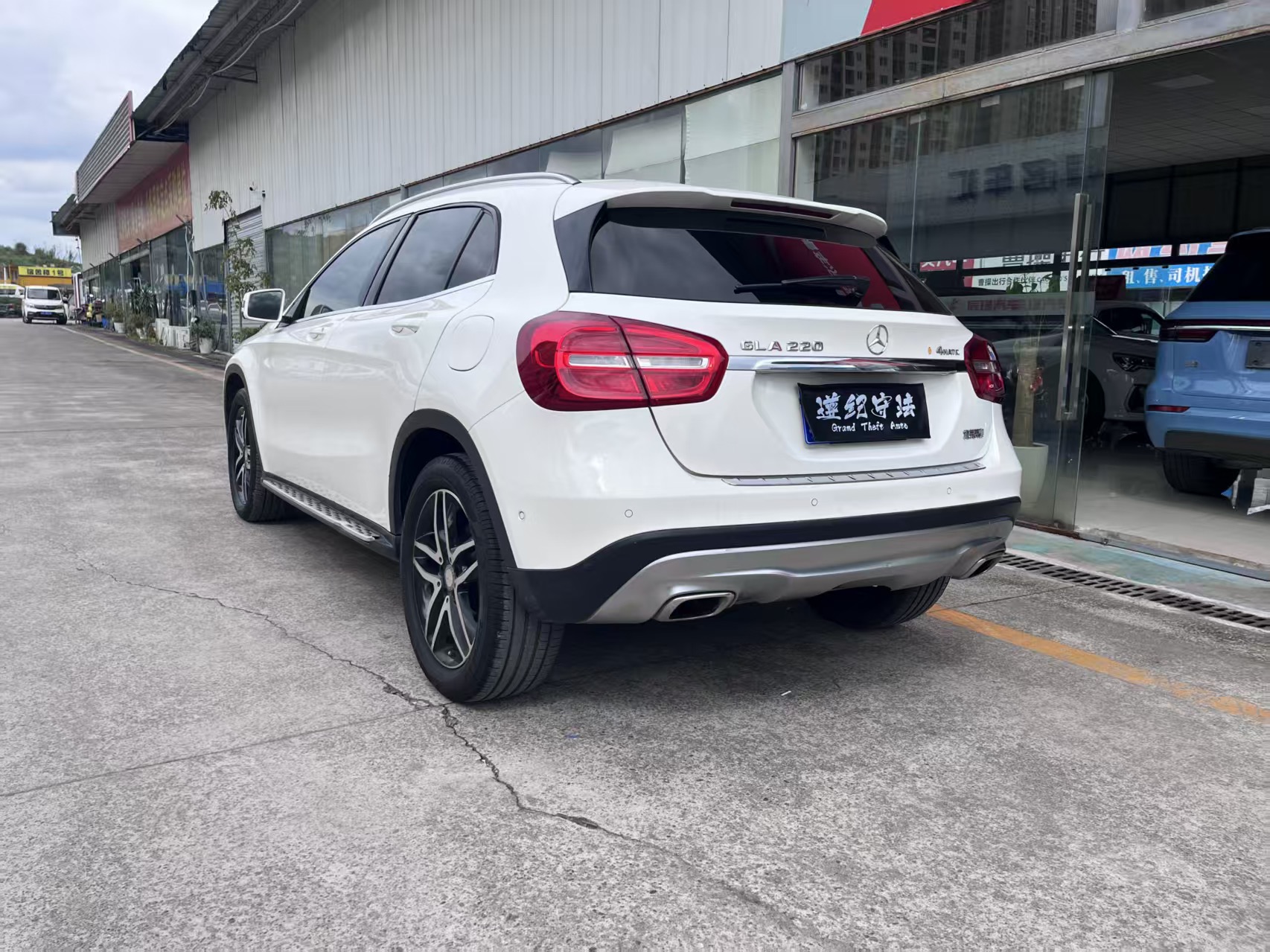 Mercedes-Benz GLA Class 2015 car image #7