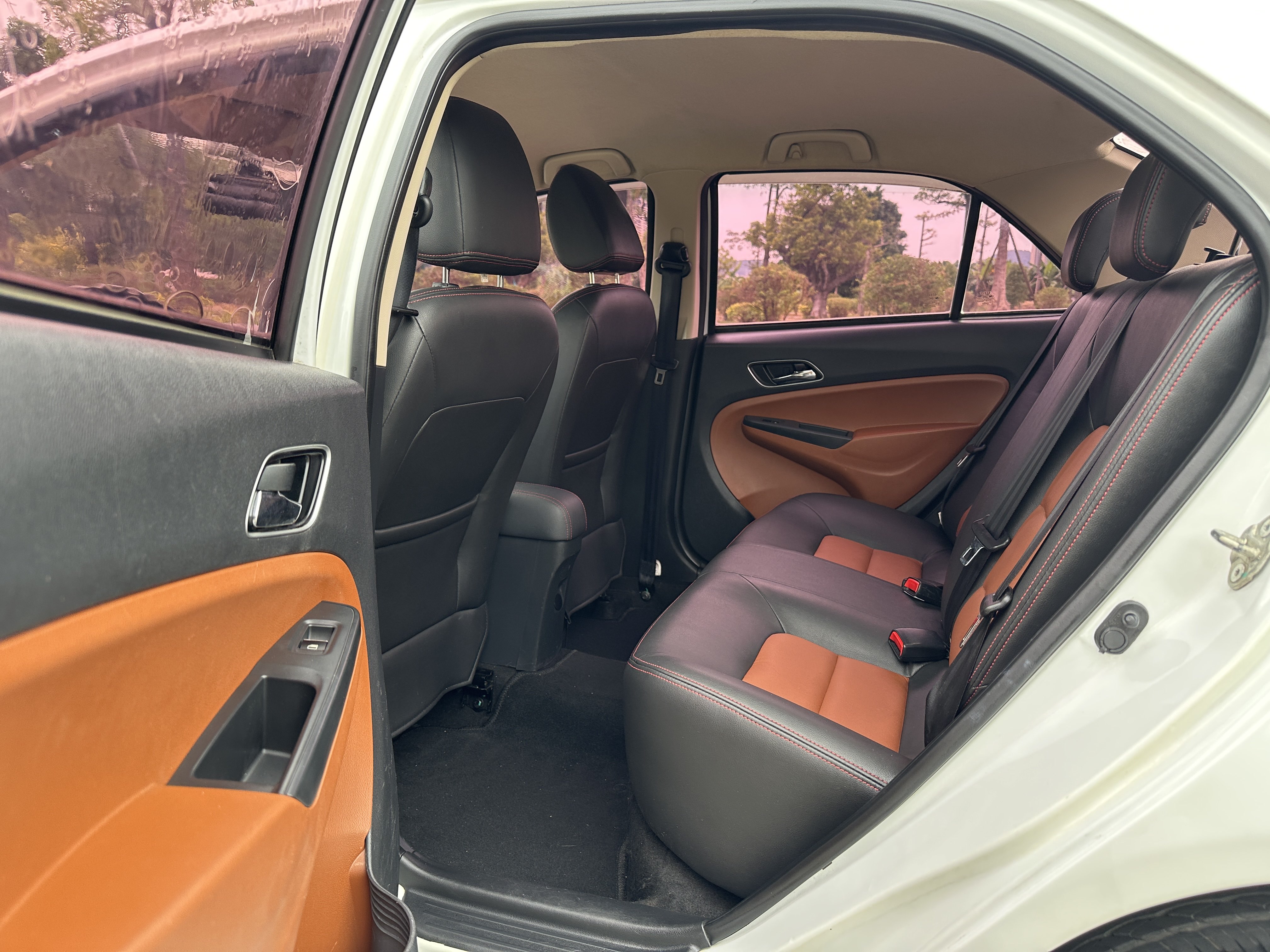 GEELY KingKong 2017 car image #7