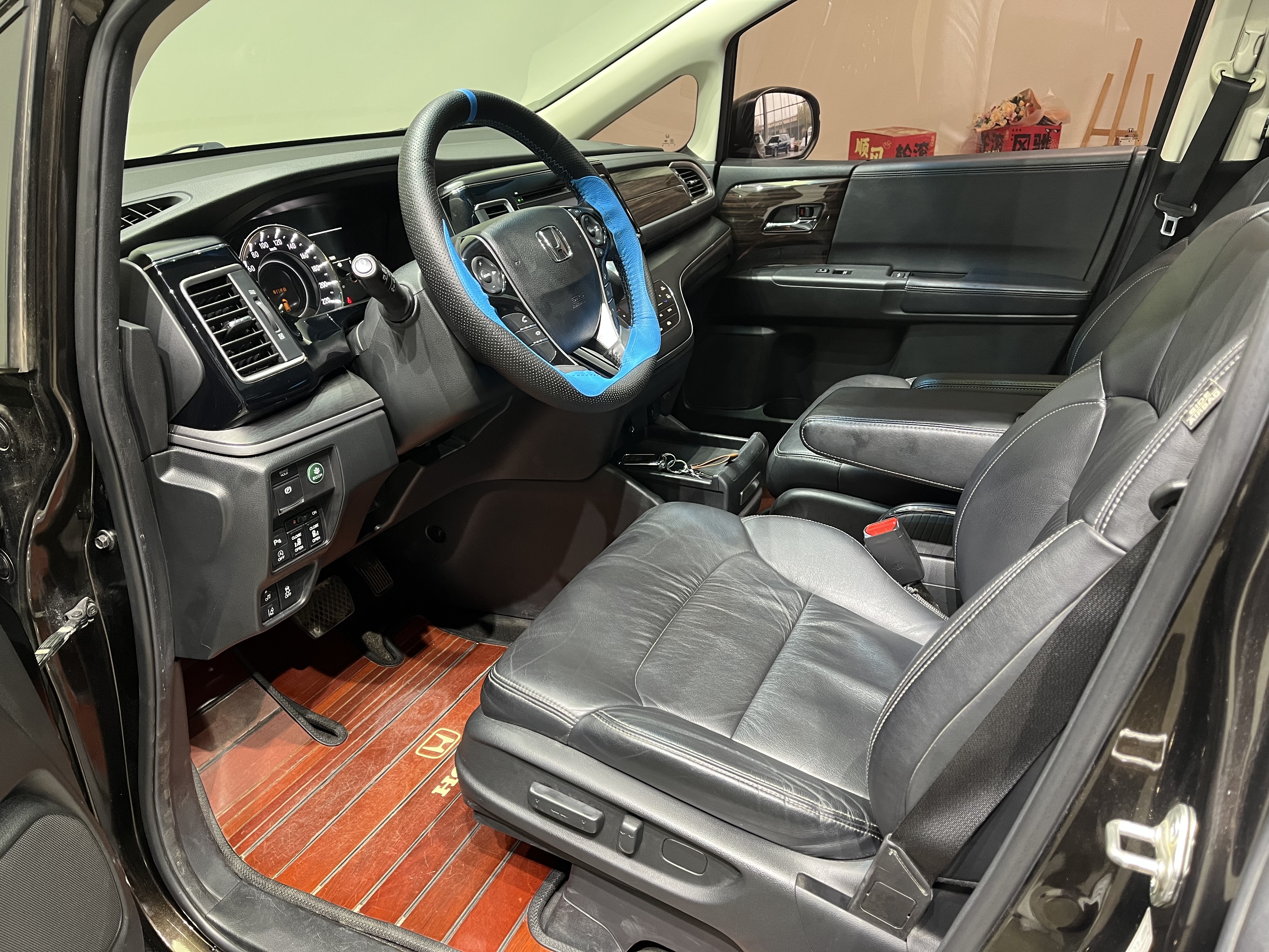 Honda Elysion 2018 imagen de coche #7