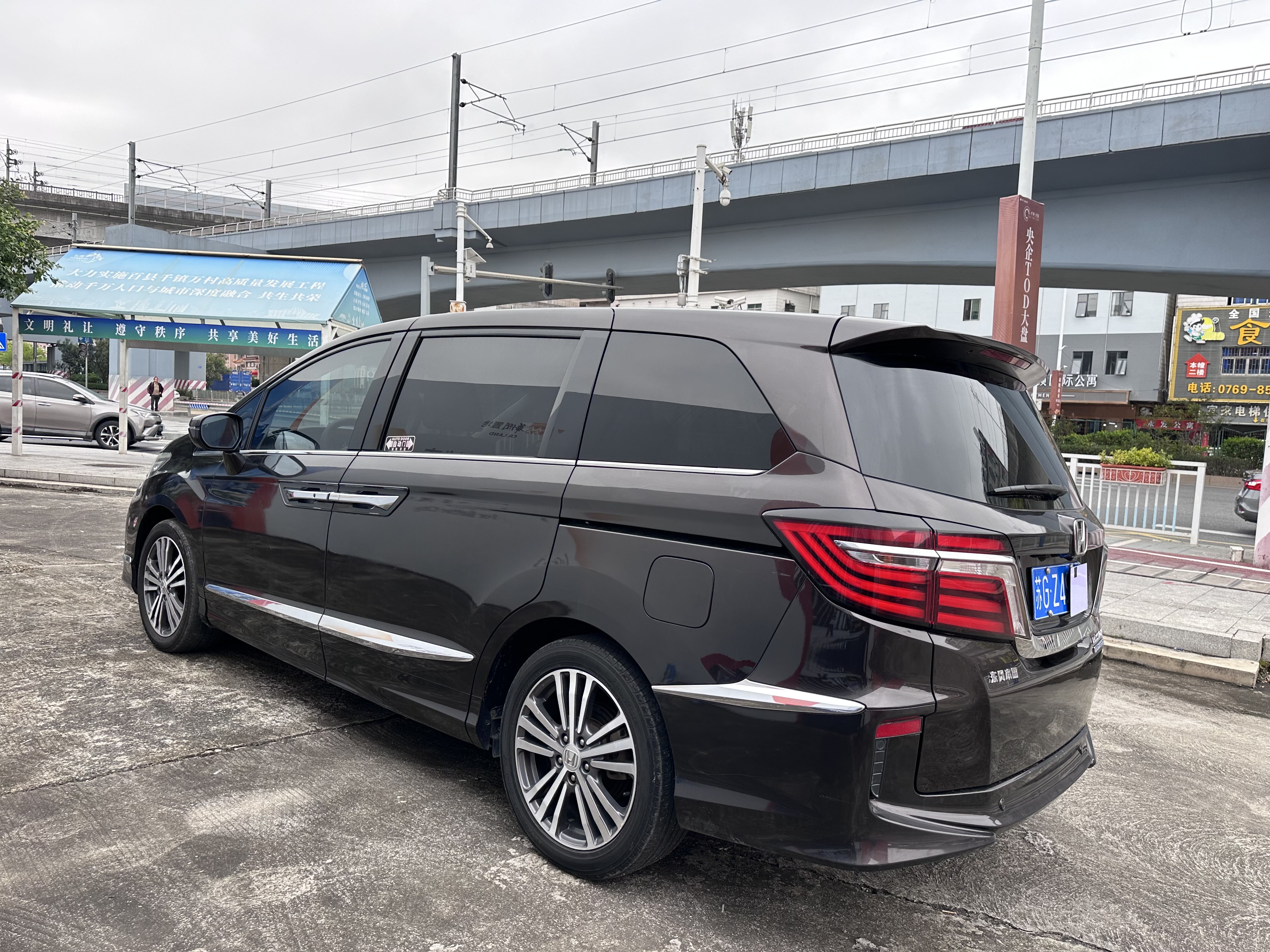 Honda Elysion 2017 imagem de carro #7