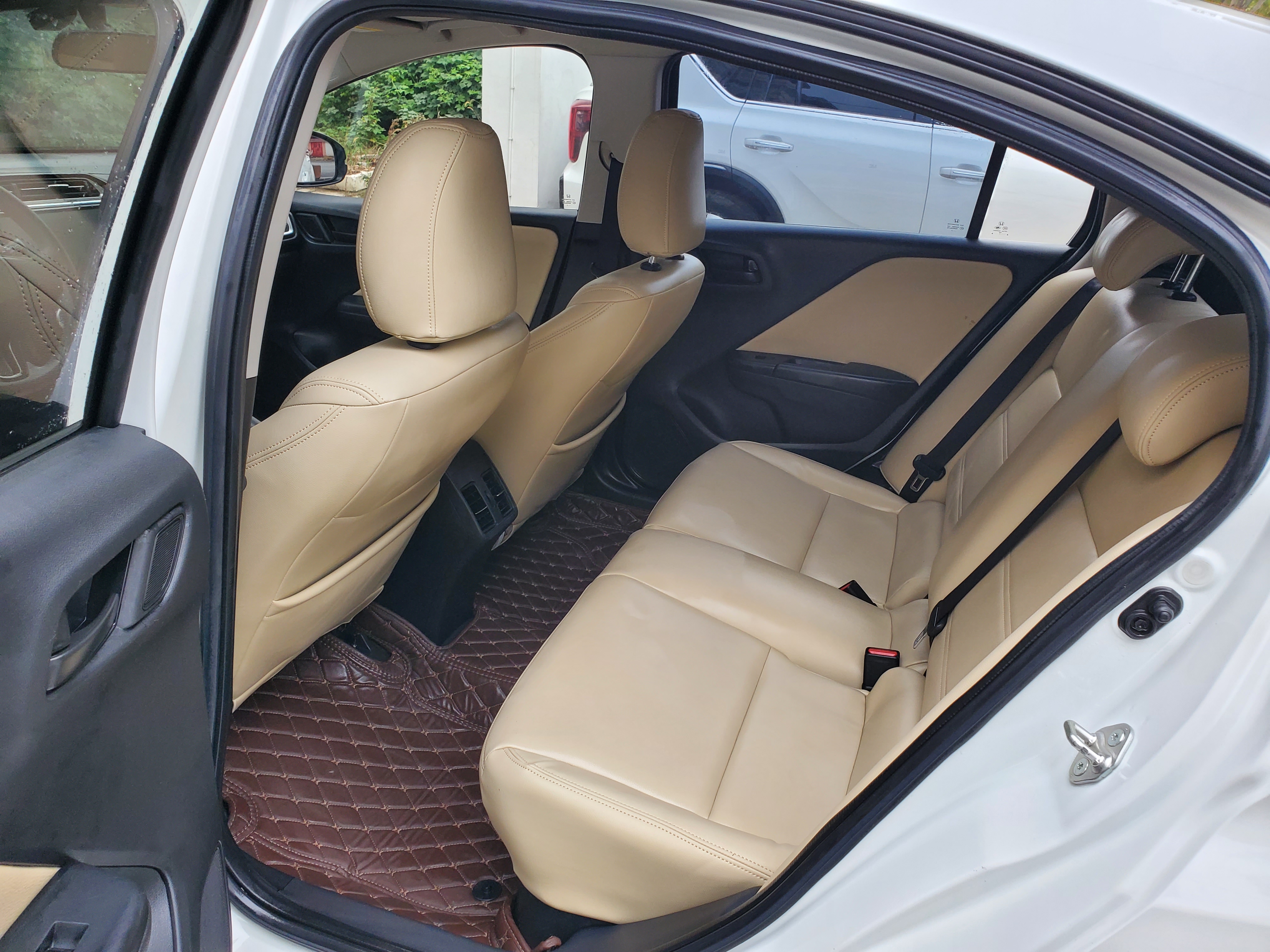 Honda Gienia 2017 car image #7