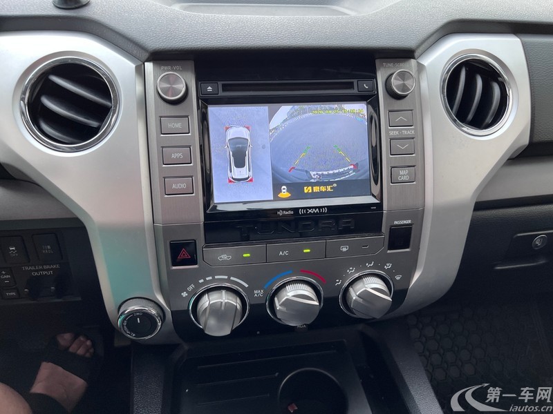 Toyota Tundra 2018 immagine di auto #7