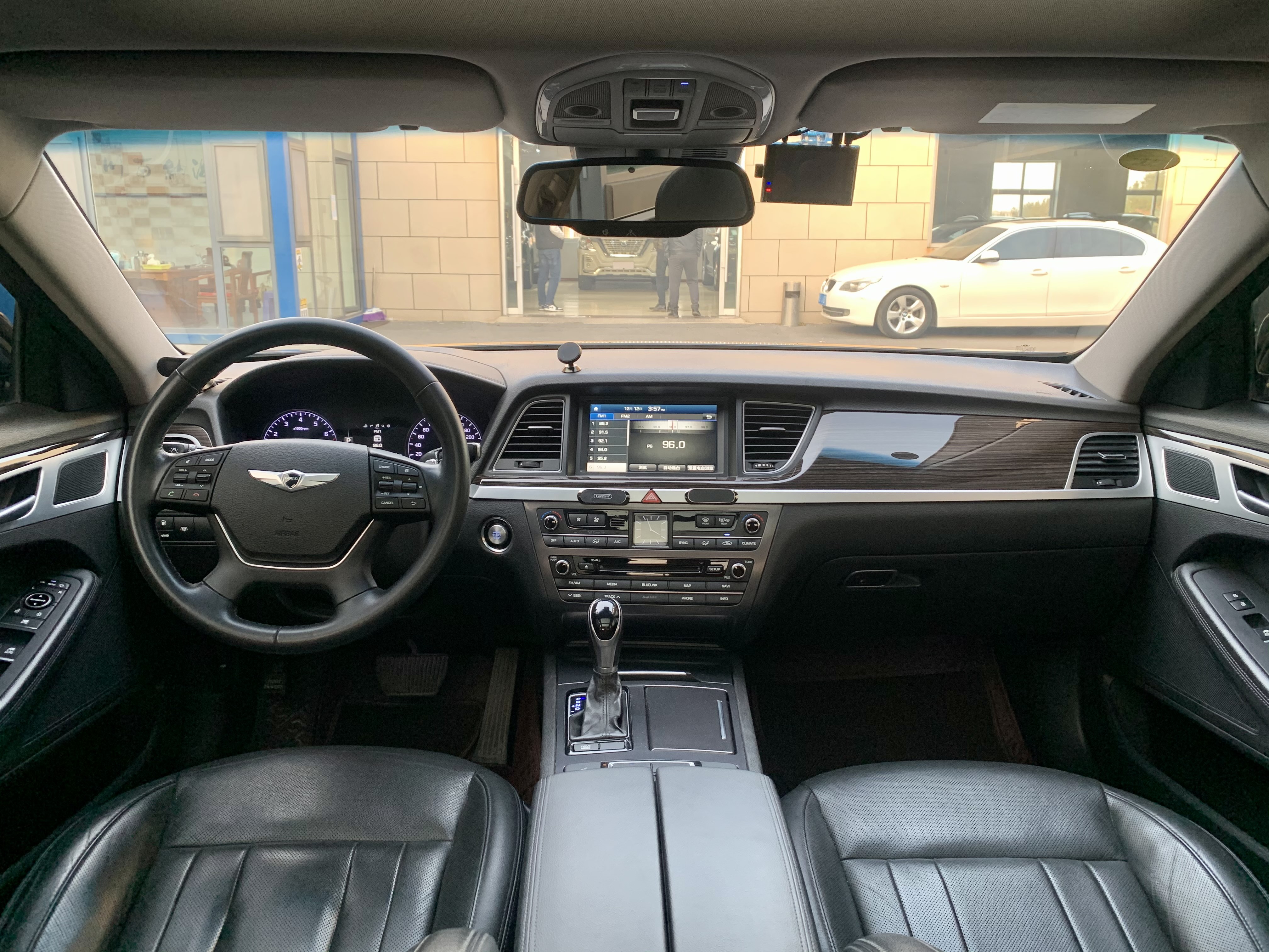 Hyundai Genesis 2015 #7 Hyundai Genesis 2015 immagine di auto #7