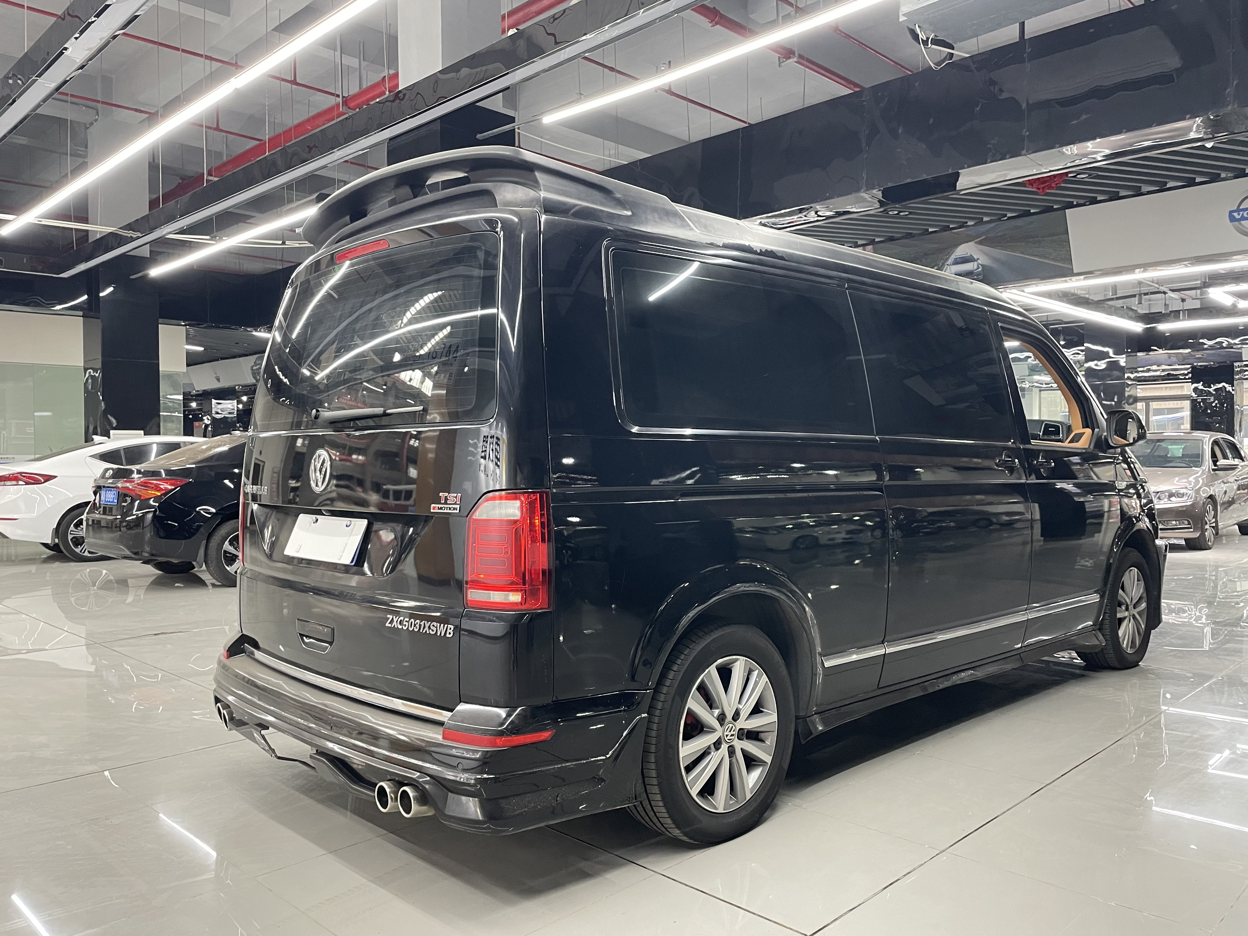 Volkswagen Caravelle 2018 immagine di auto #7