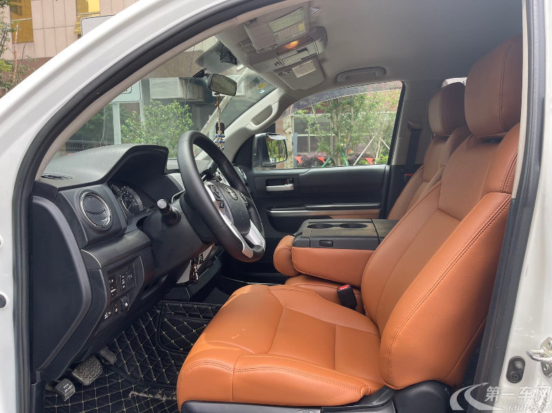 Toyota Tundra 2015 immagine di auto #7