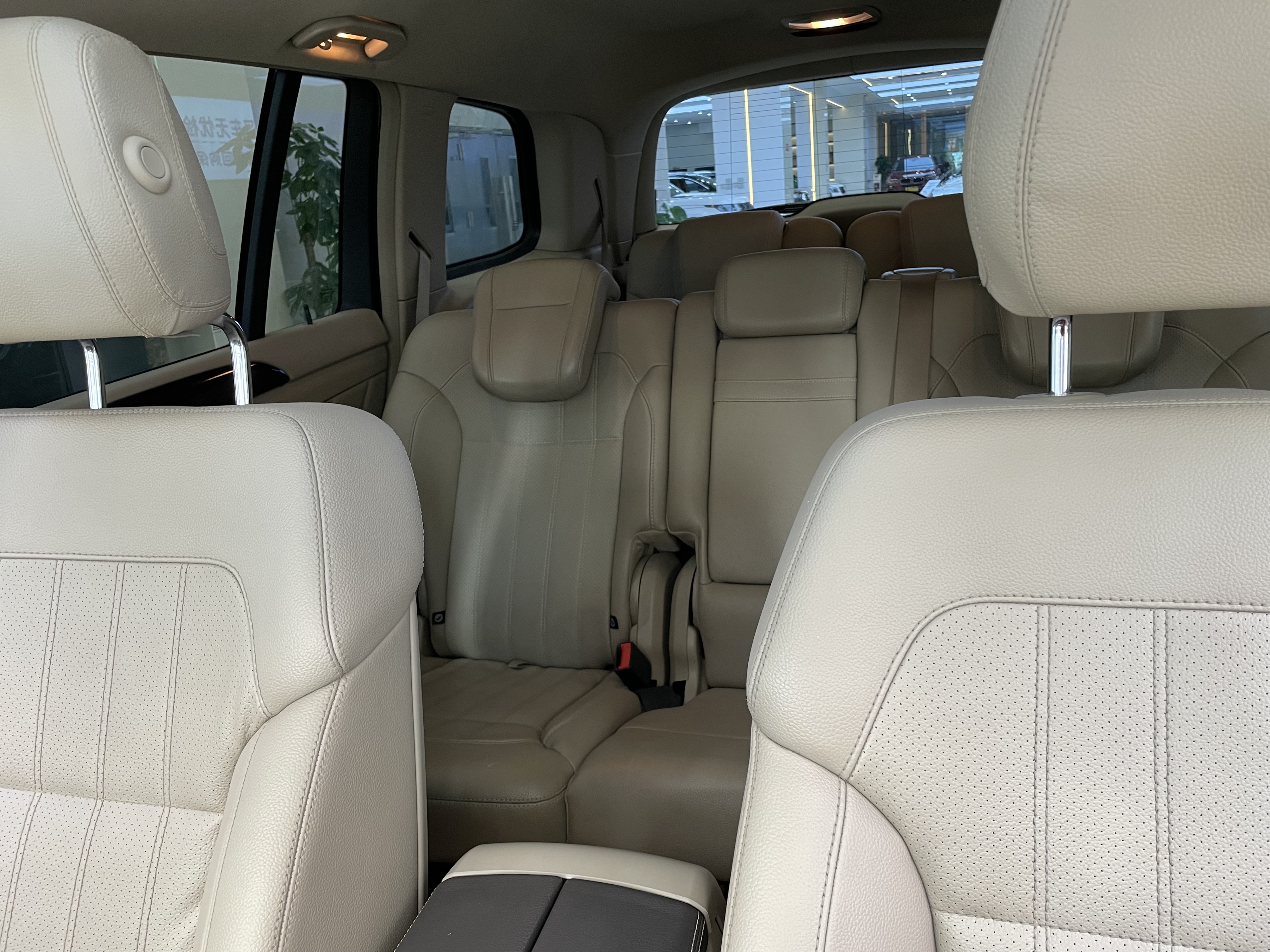 Mercedes-Benz GL Class 2014 car image #7