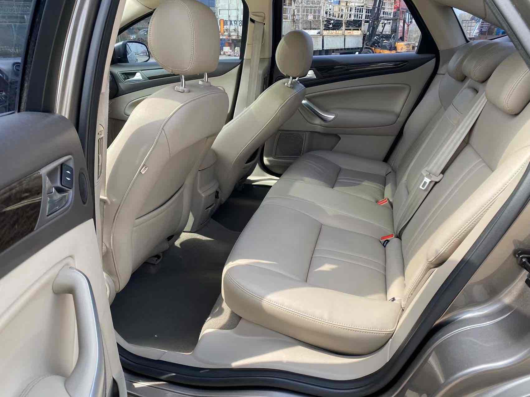 Ford Zhisheng 2013 #7 Ford Zhisheng 2013 car image #7