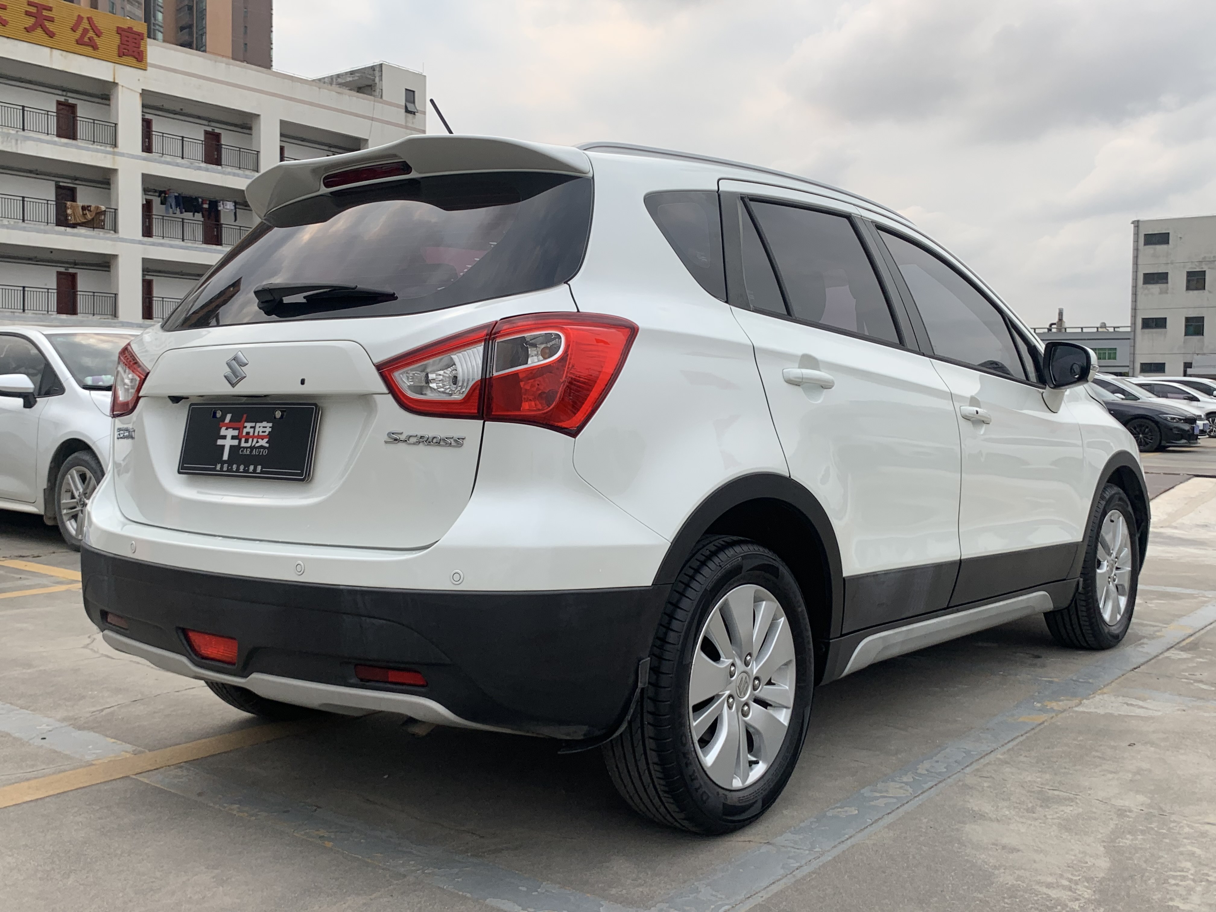 Suzuki S-Cross 2017 immagine di auto #7