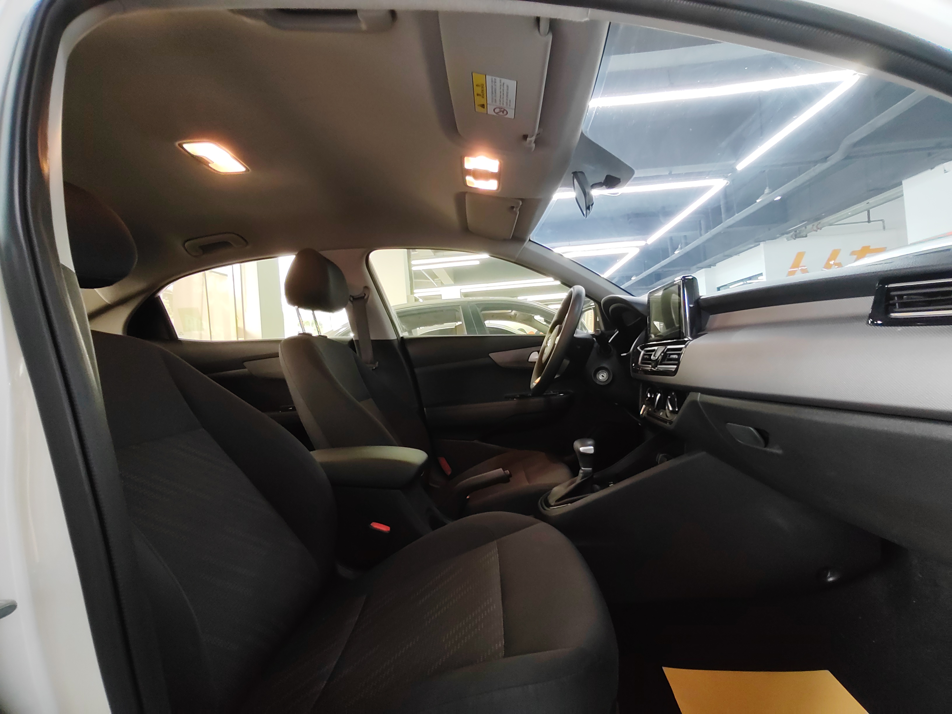 Kia Forte 2020 car image #7