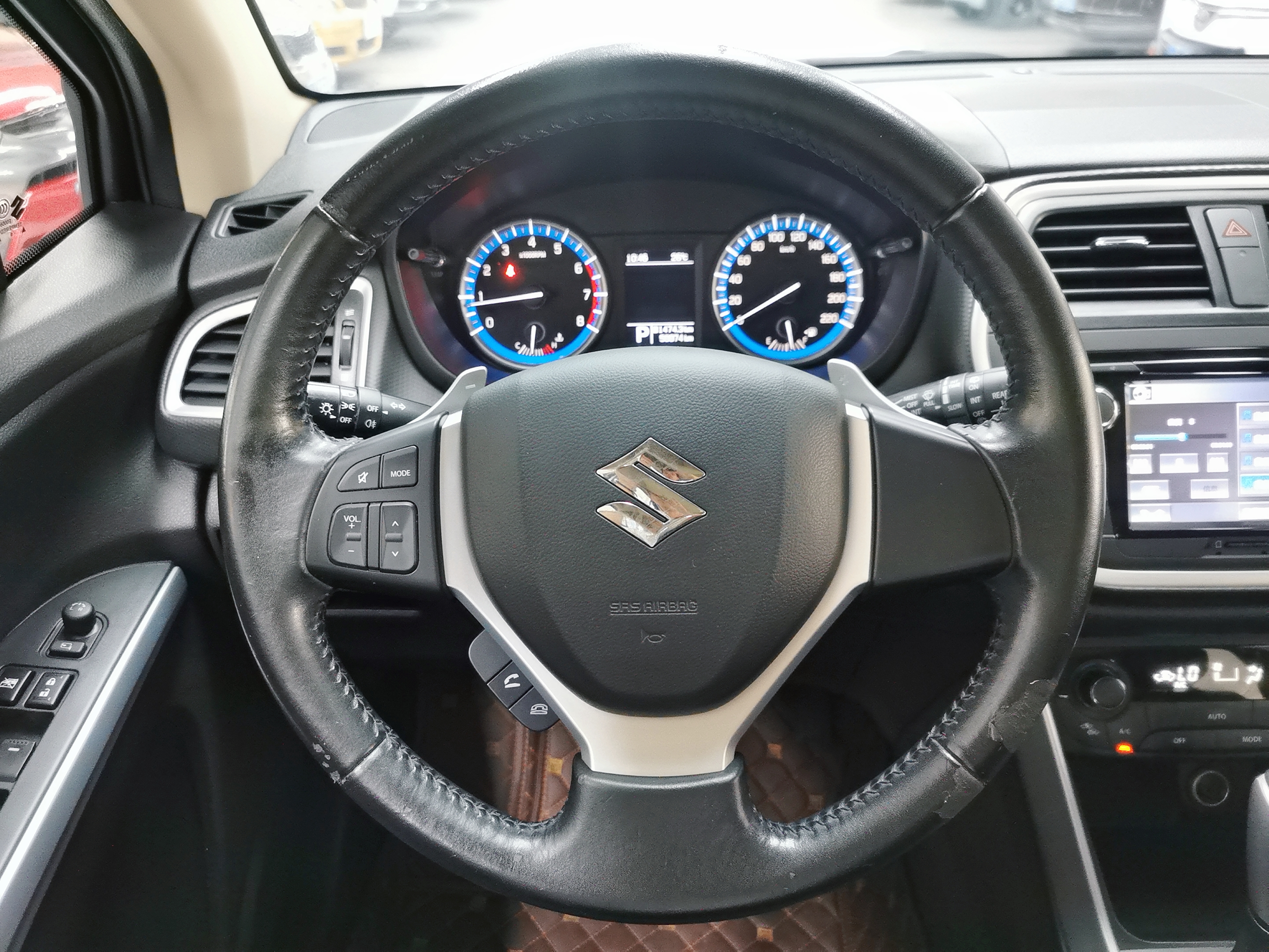 Suzuki S-Cross 2015 صورة سيارة #7