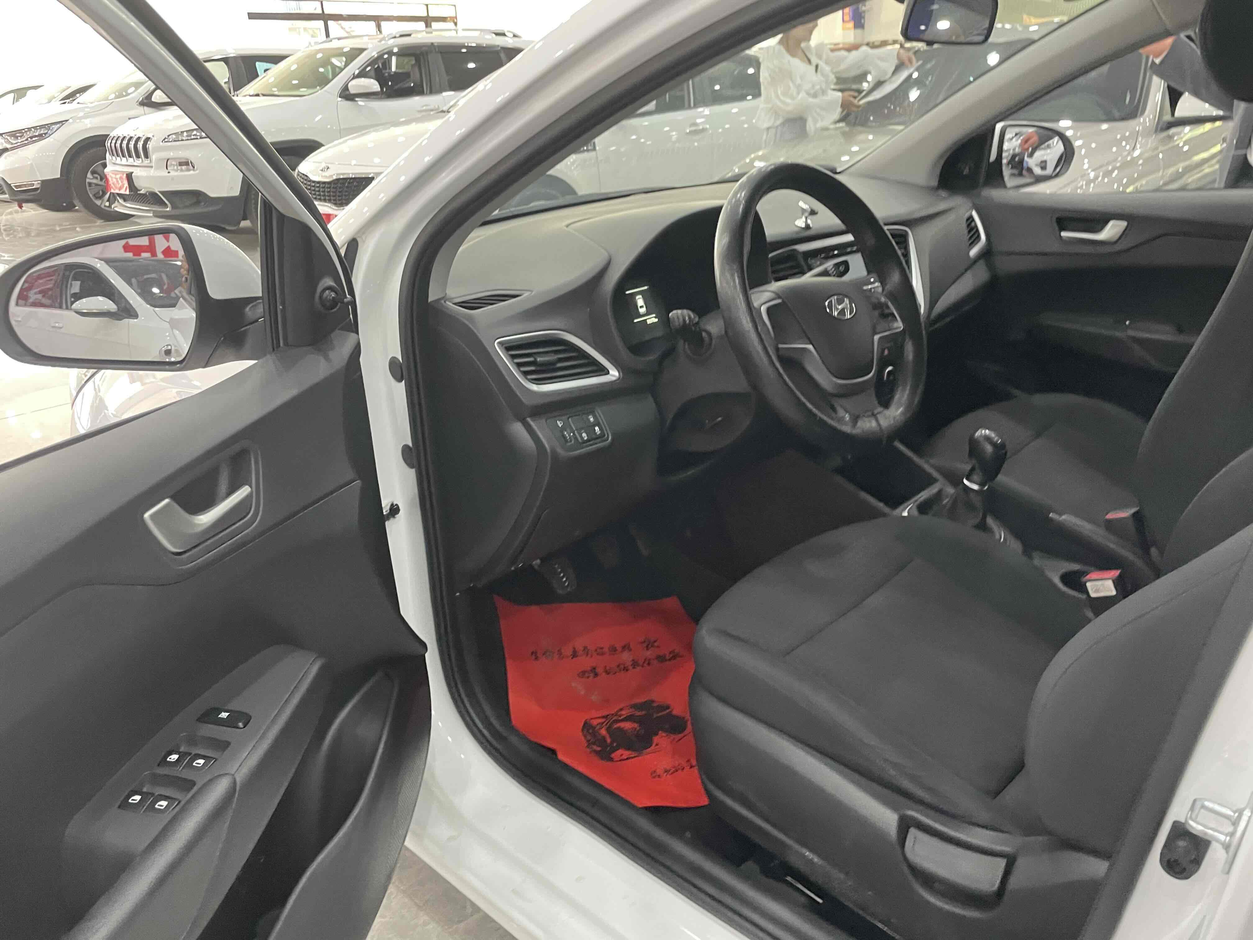 Hyundai Verna 2021 car image #7