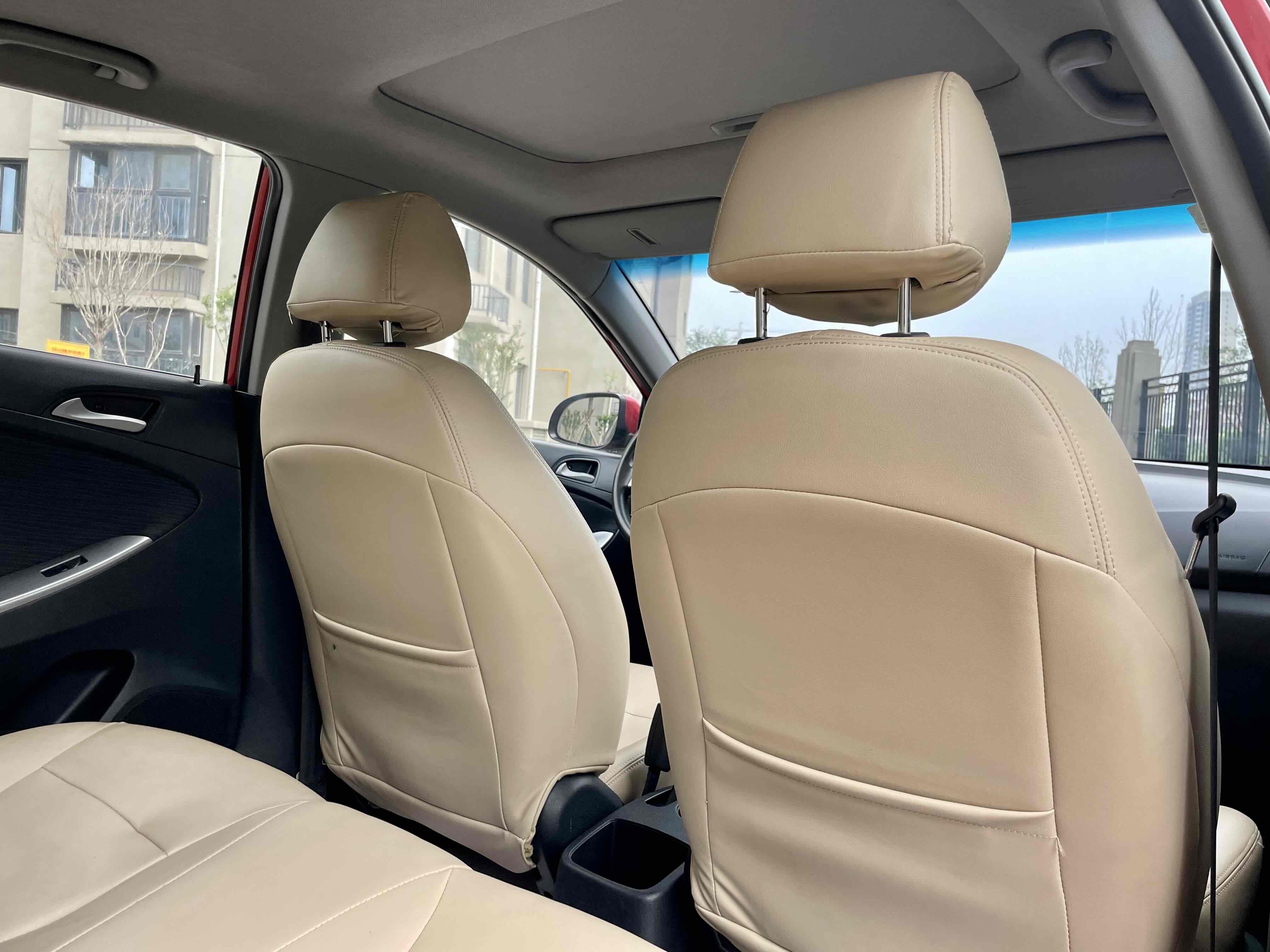 Hyundai Reina Hatchback 2014 #7 Hyundai Reina Hatchback 2014 car image #7