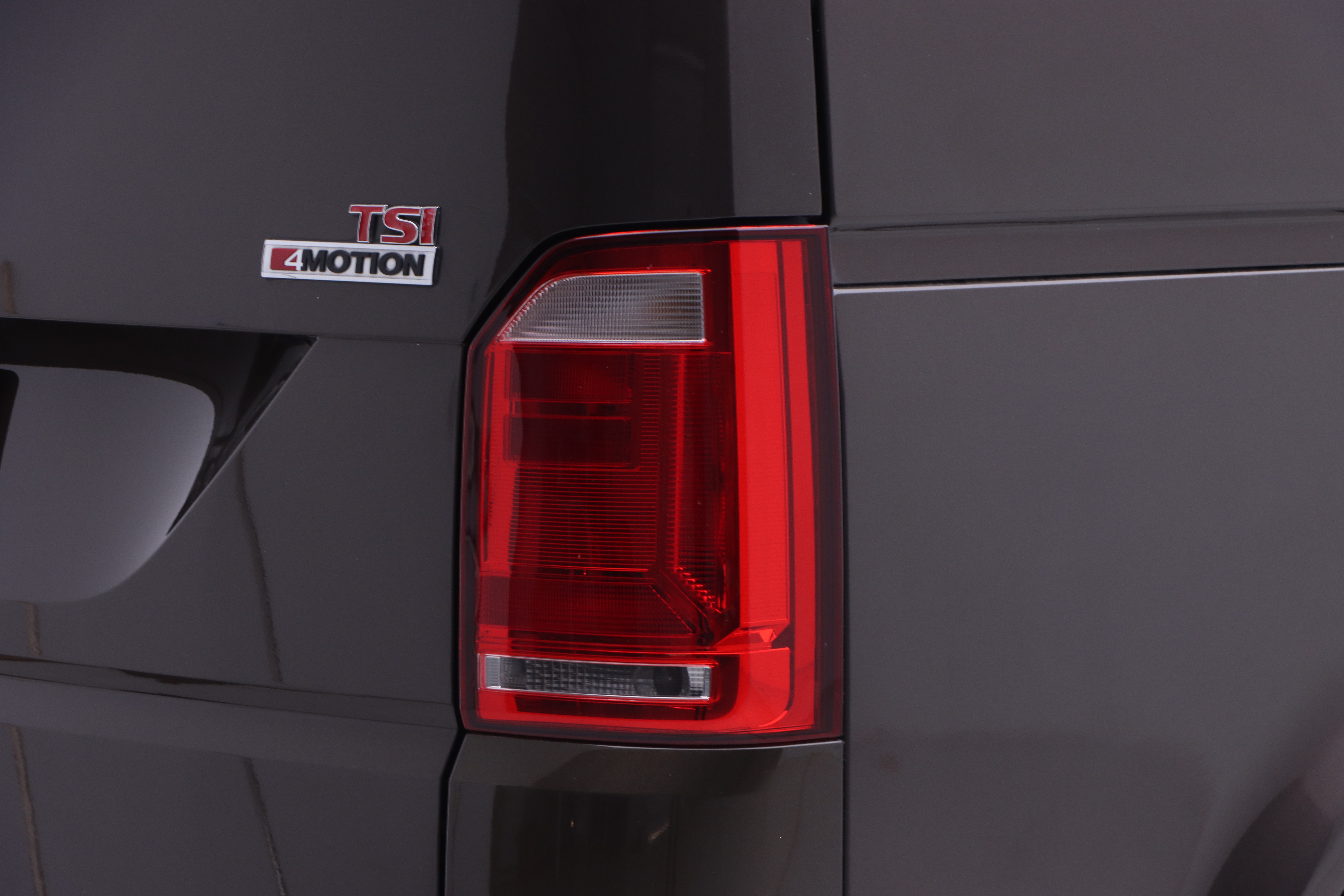 Volkswagen Caravelle 2018 immagine di auto #7