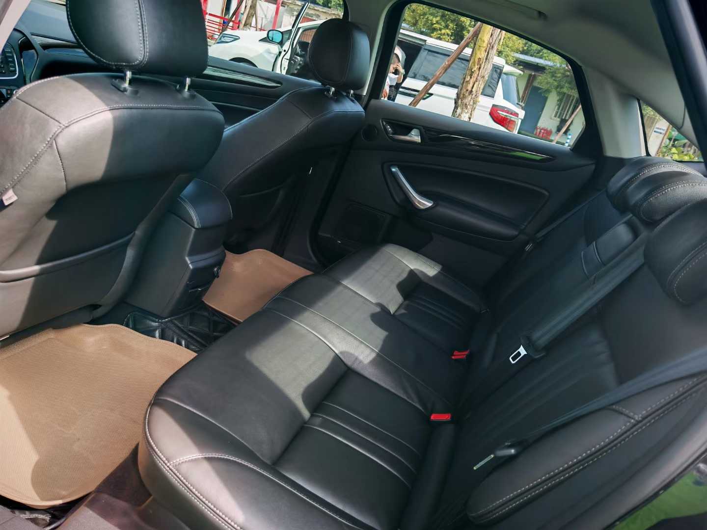 Ford Zhisheng 2015 car image #7