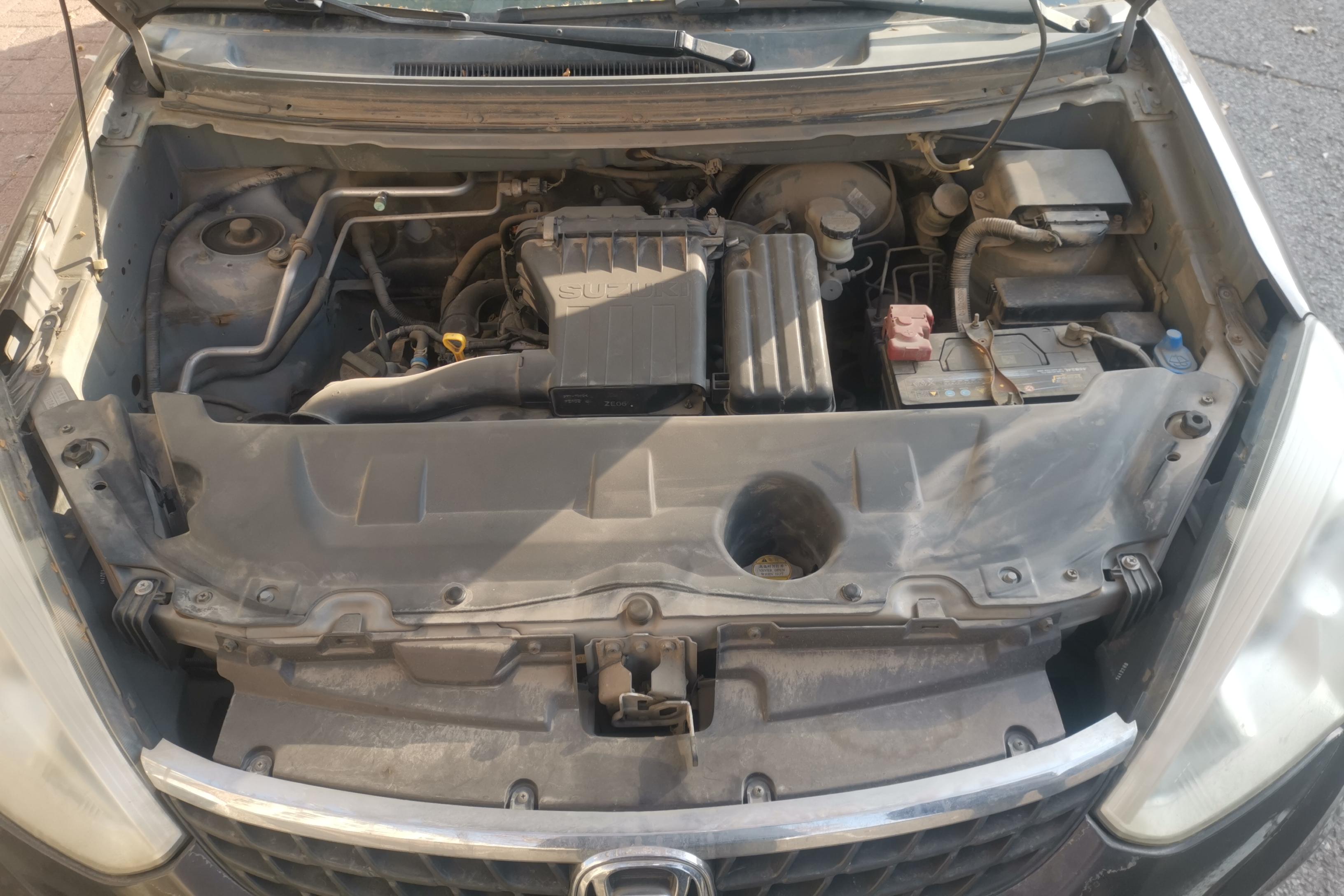 Suzuki Liana A6 2015 immagine di auto #7