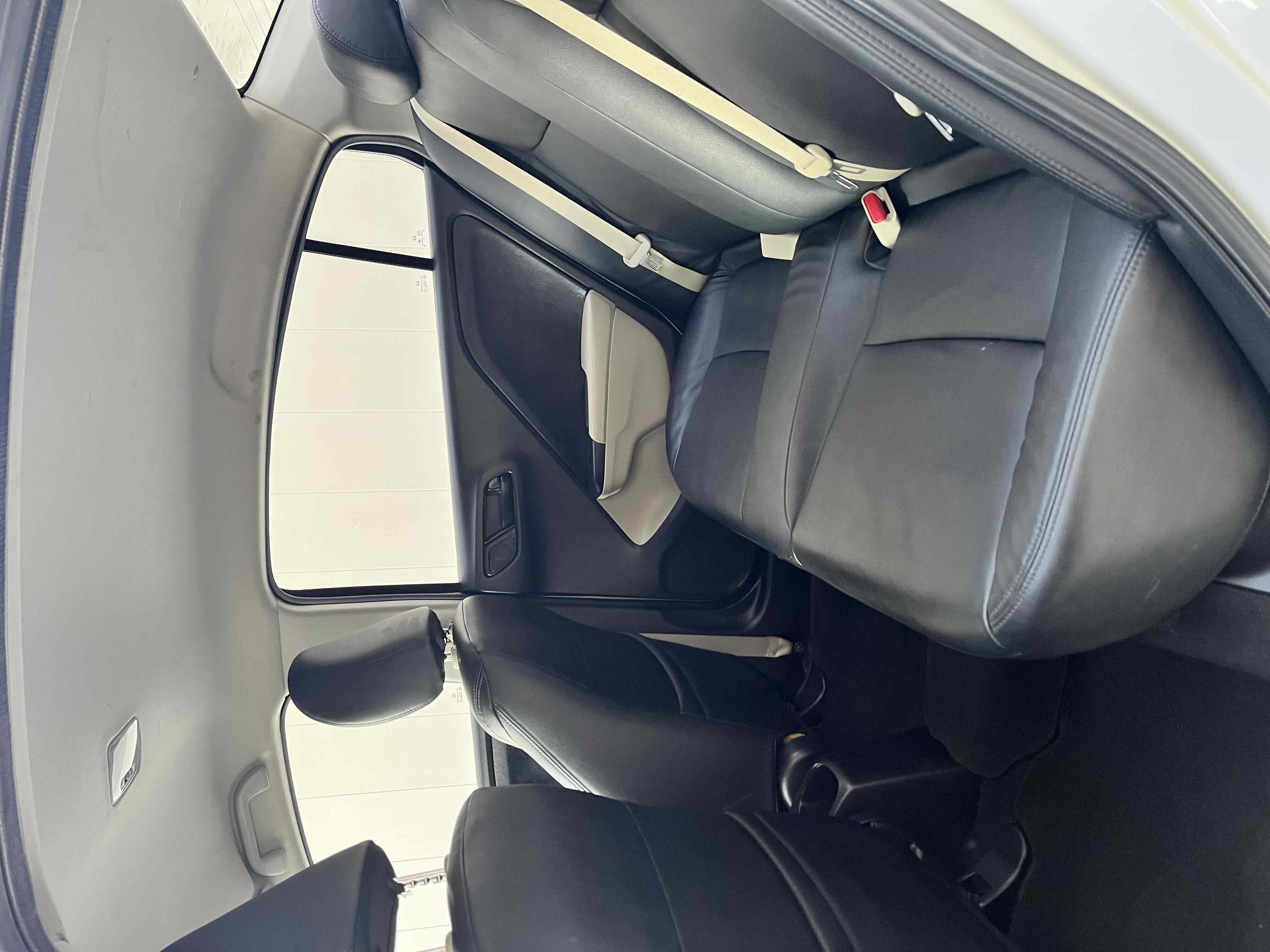 Honda Greiz 2017 car image #7