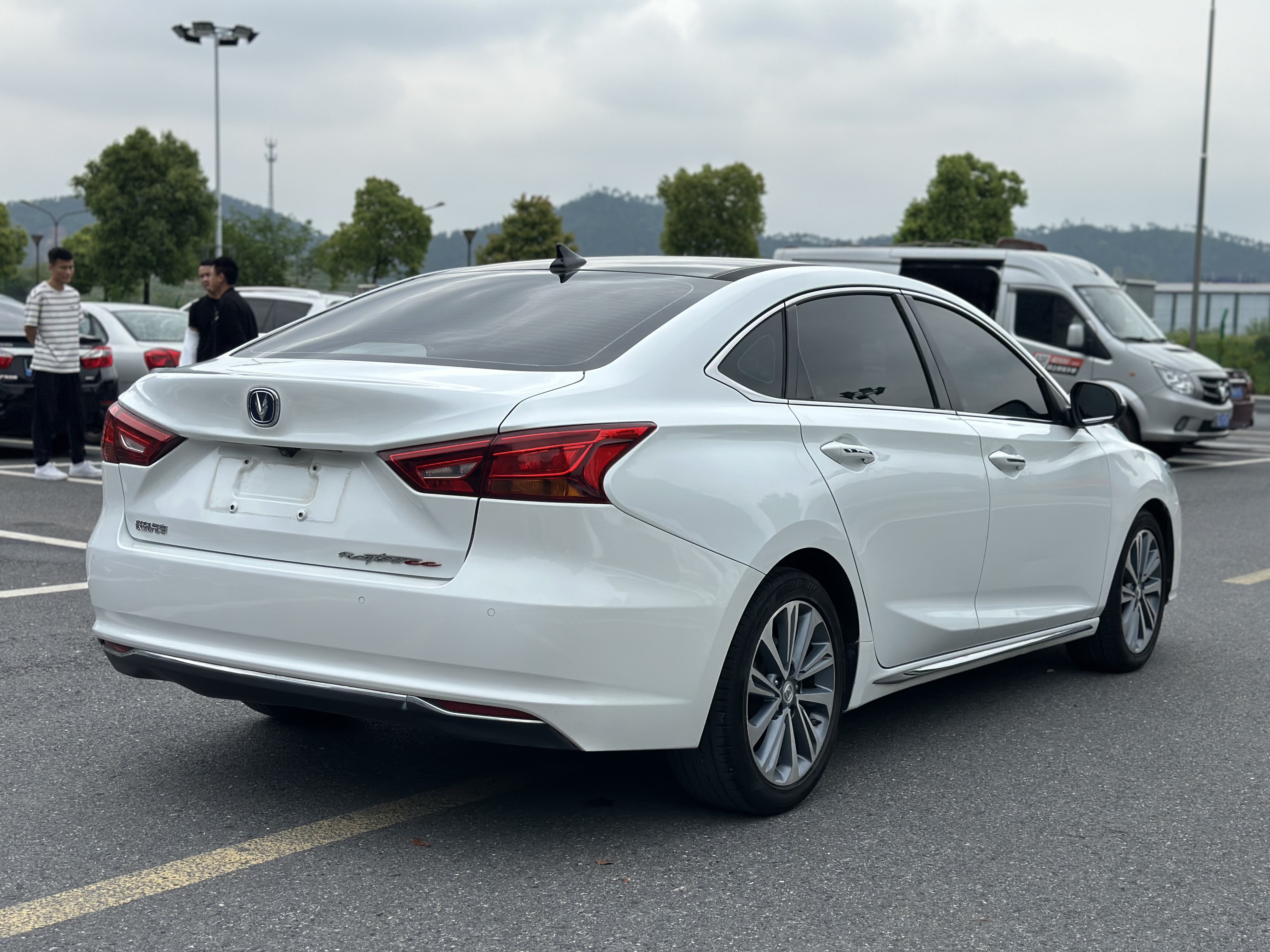 Changan Raeton 2018 #7 Changan Raeton 2018 car image #7