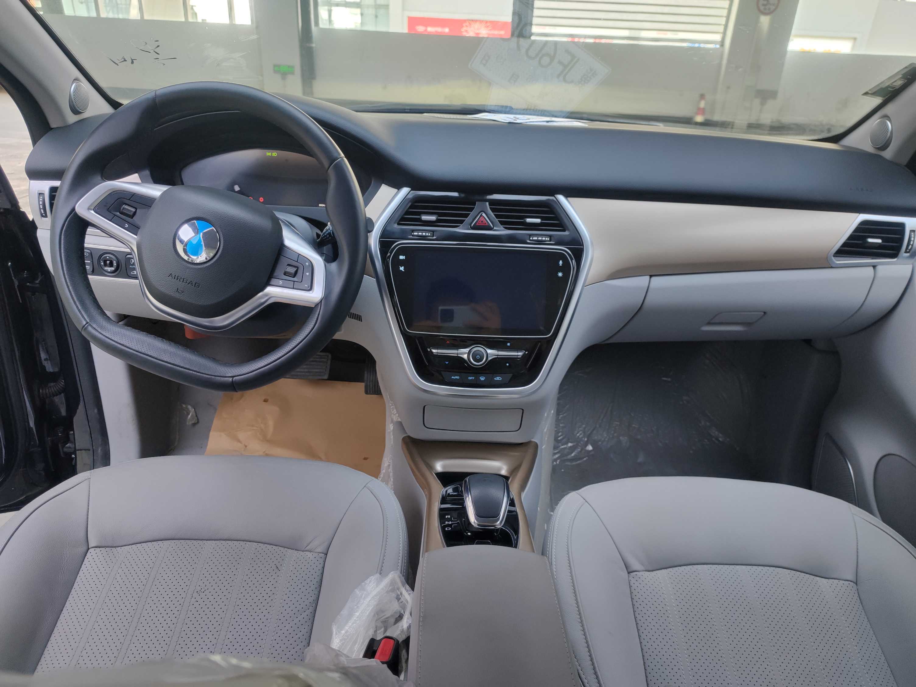 Denza DENZA 2019 car image #7