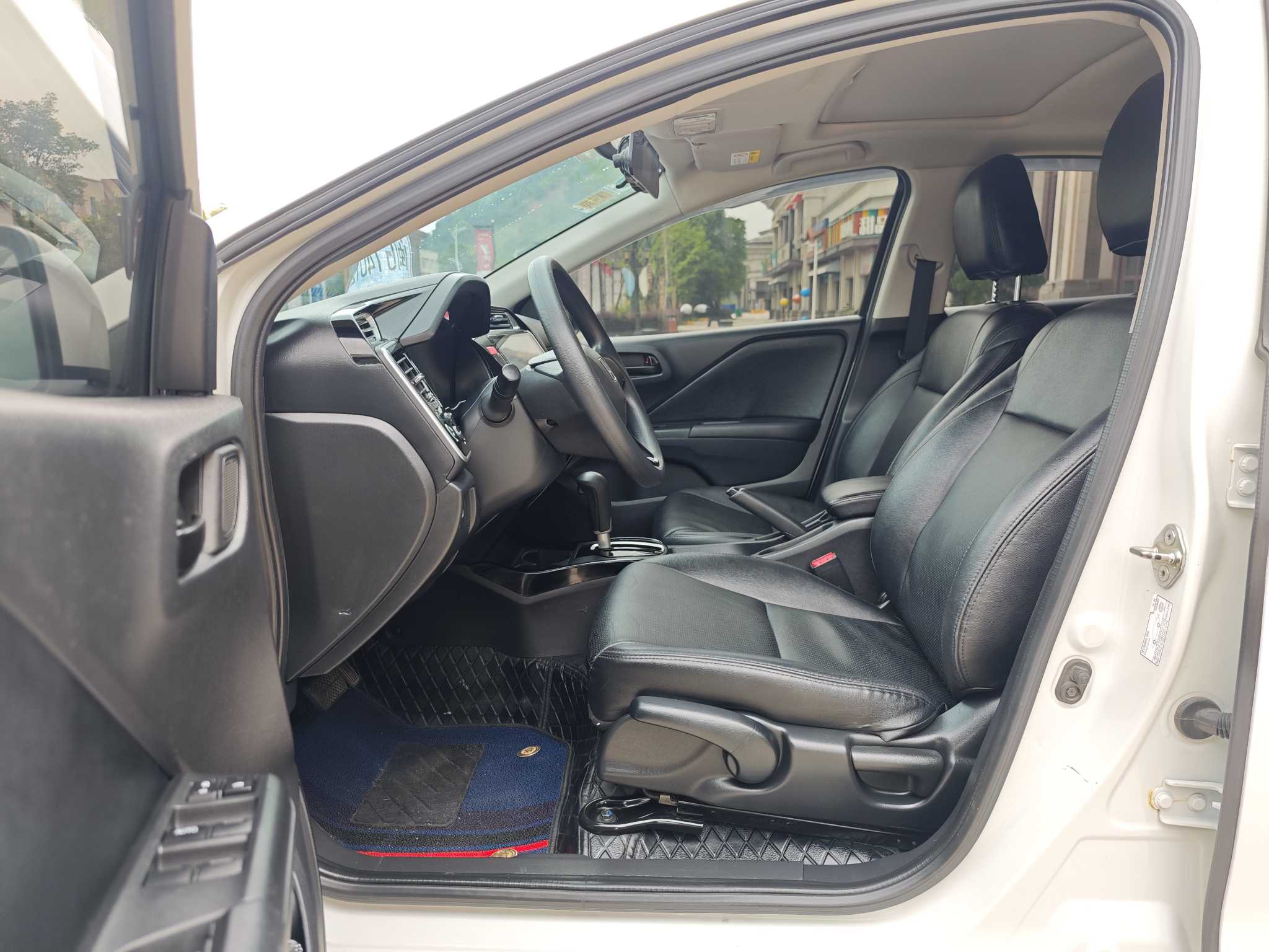 Honda Gienia 2019 car image #7