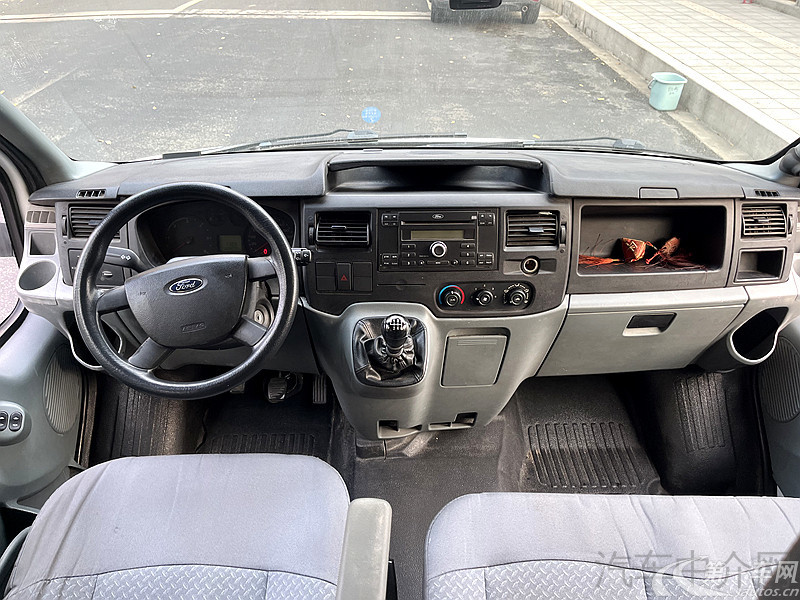 Ford New Transit 2010 car image #7