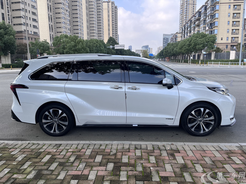 Toyota Granvia 2023 immagine di auto #7