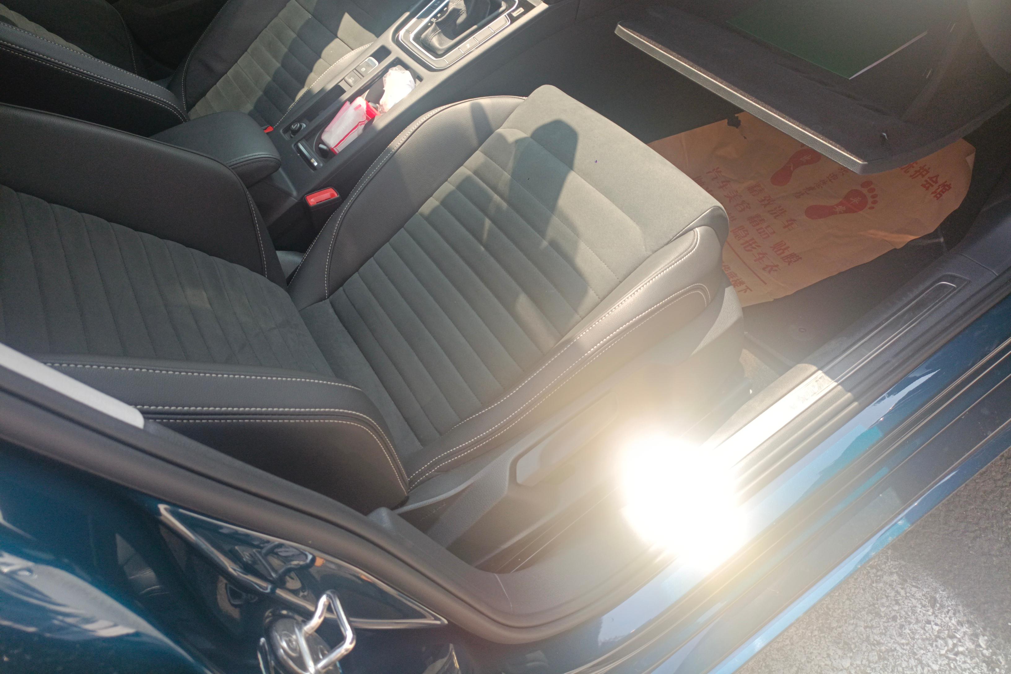 Volkswagen Passat Variant 2021 immagine di auto #7