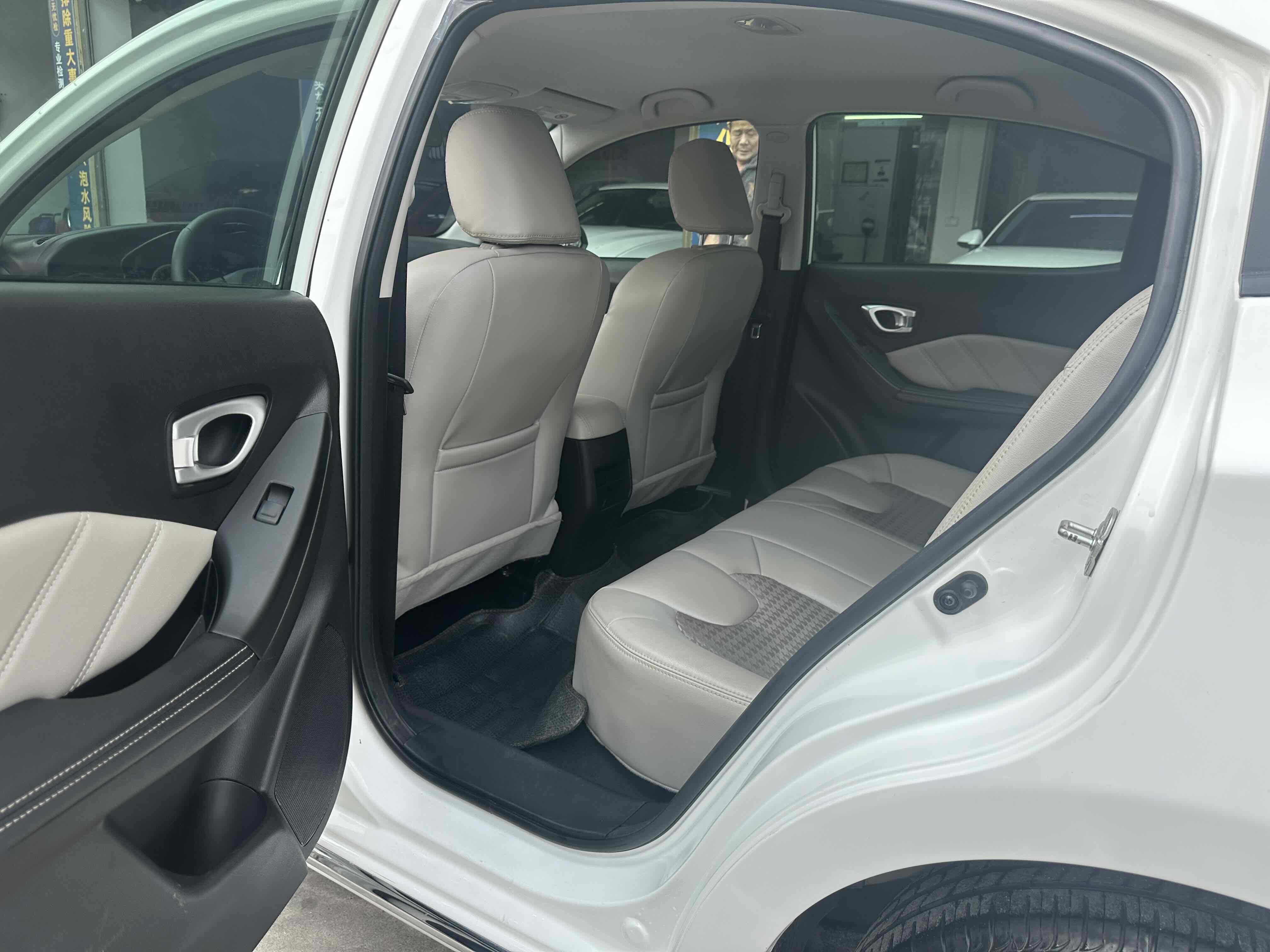 GAC Trumpchi GA3S 2017 car image #7