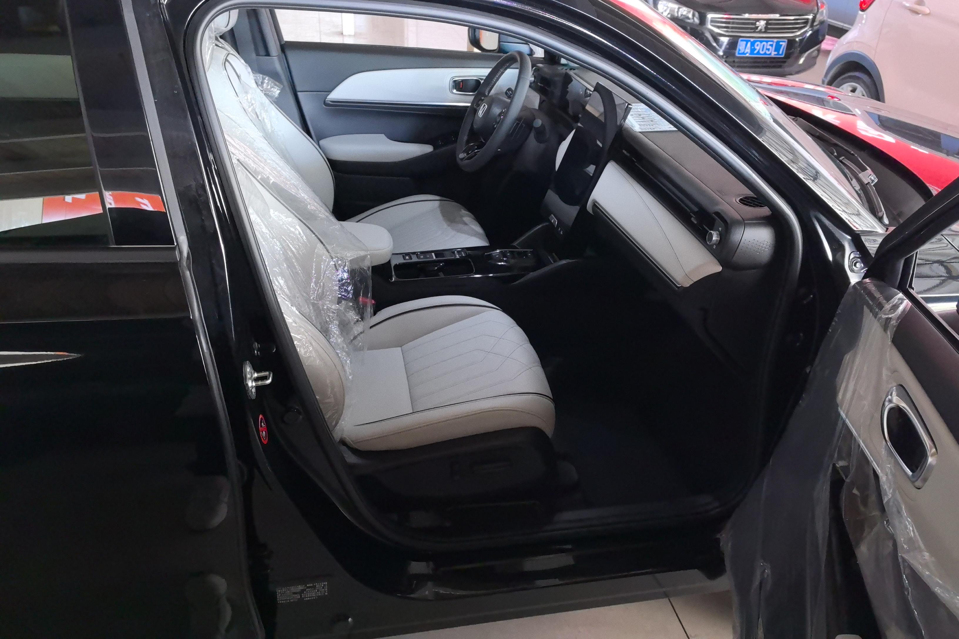 Honda e:NS1 2024 car image #7