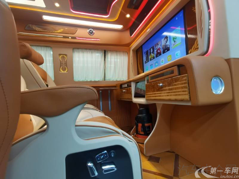 Volkswagen Caravelle 2019 #7 Volkswagen Caravelle 2019 immagine di auto #7