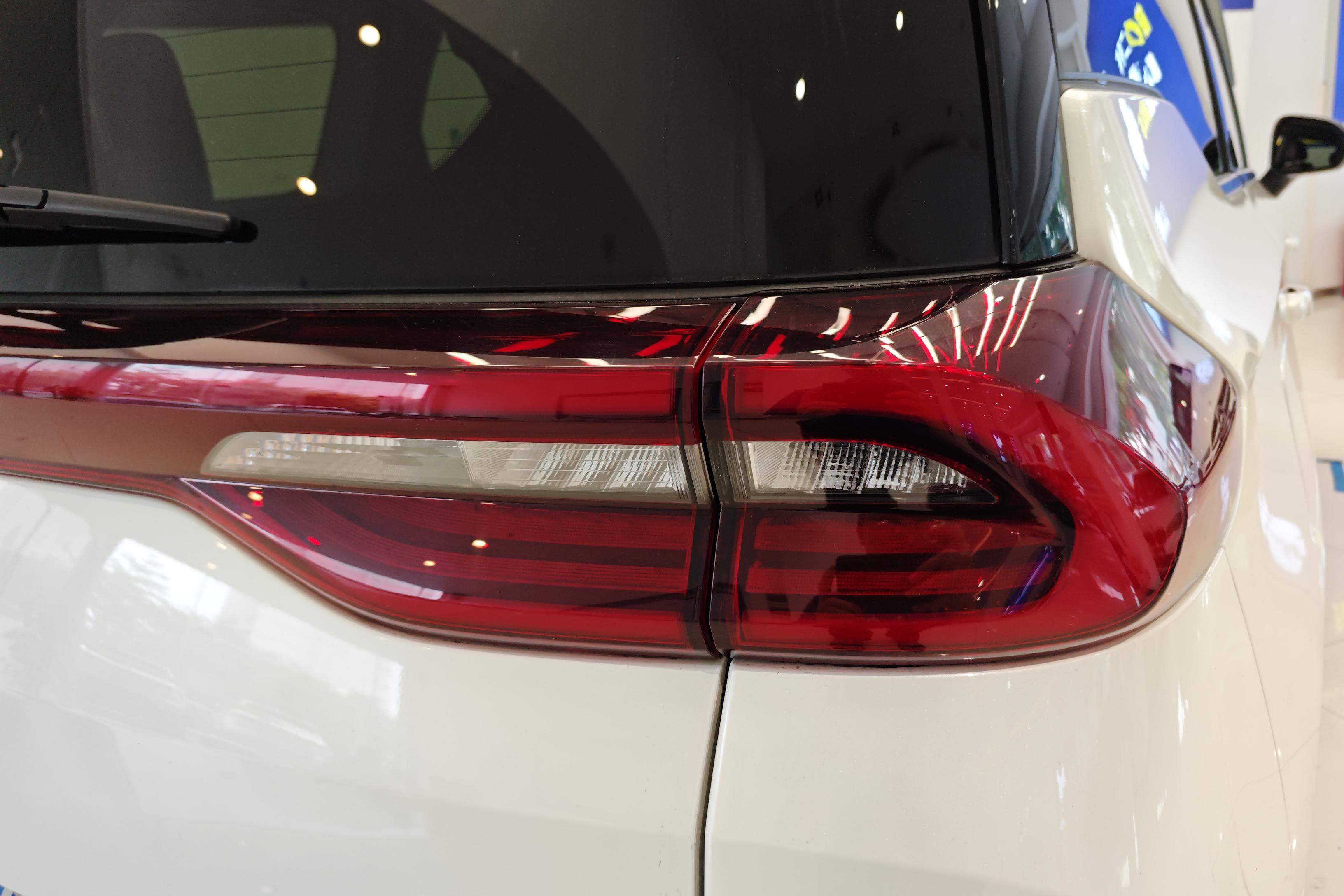 GAC Trumpchi M6 2019 immagine di auto #7