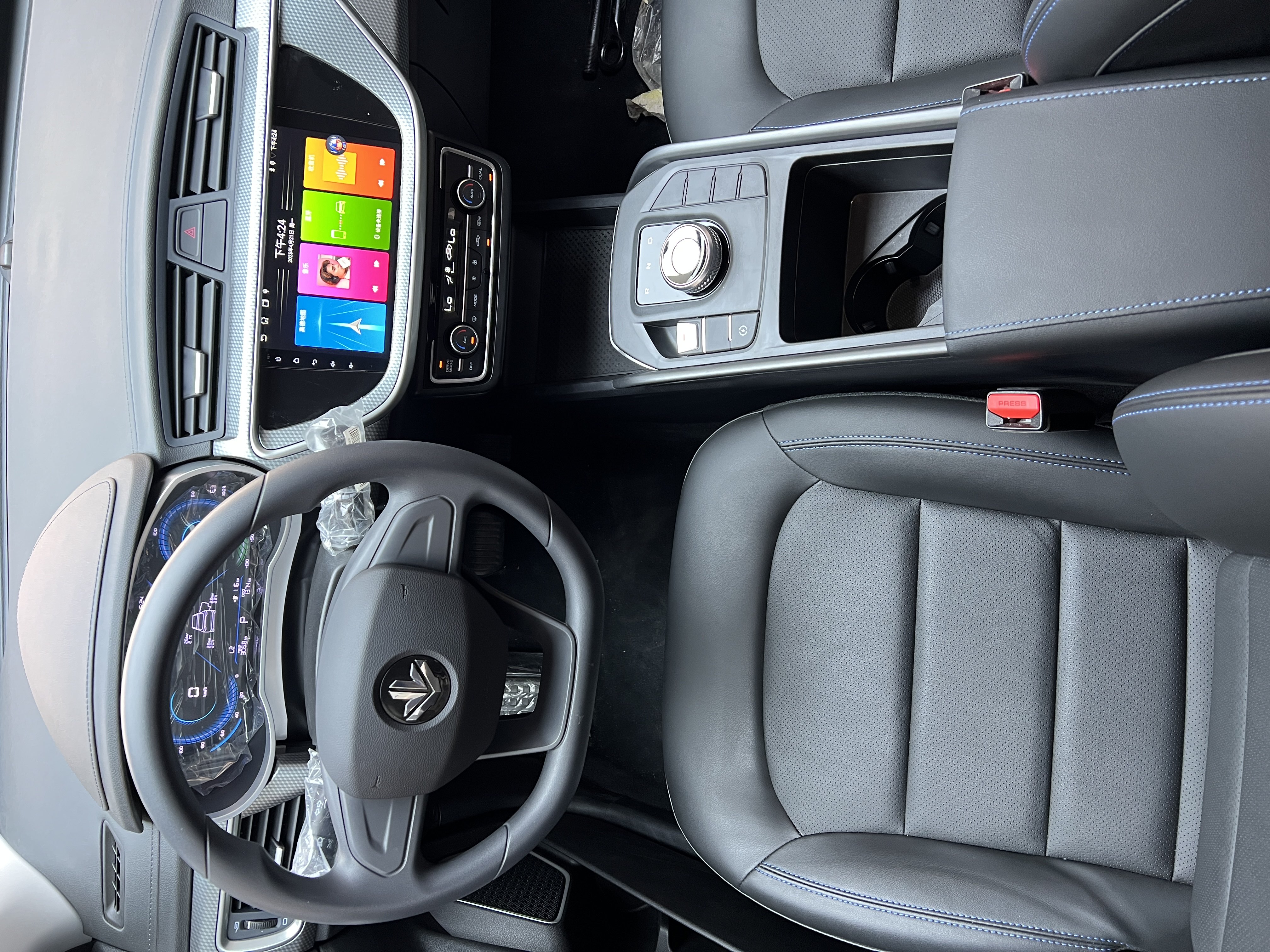 睿蓝汽车 枫叶60s PRO 2025 汽车图片 #7