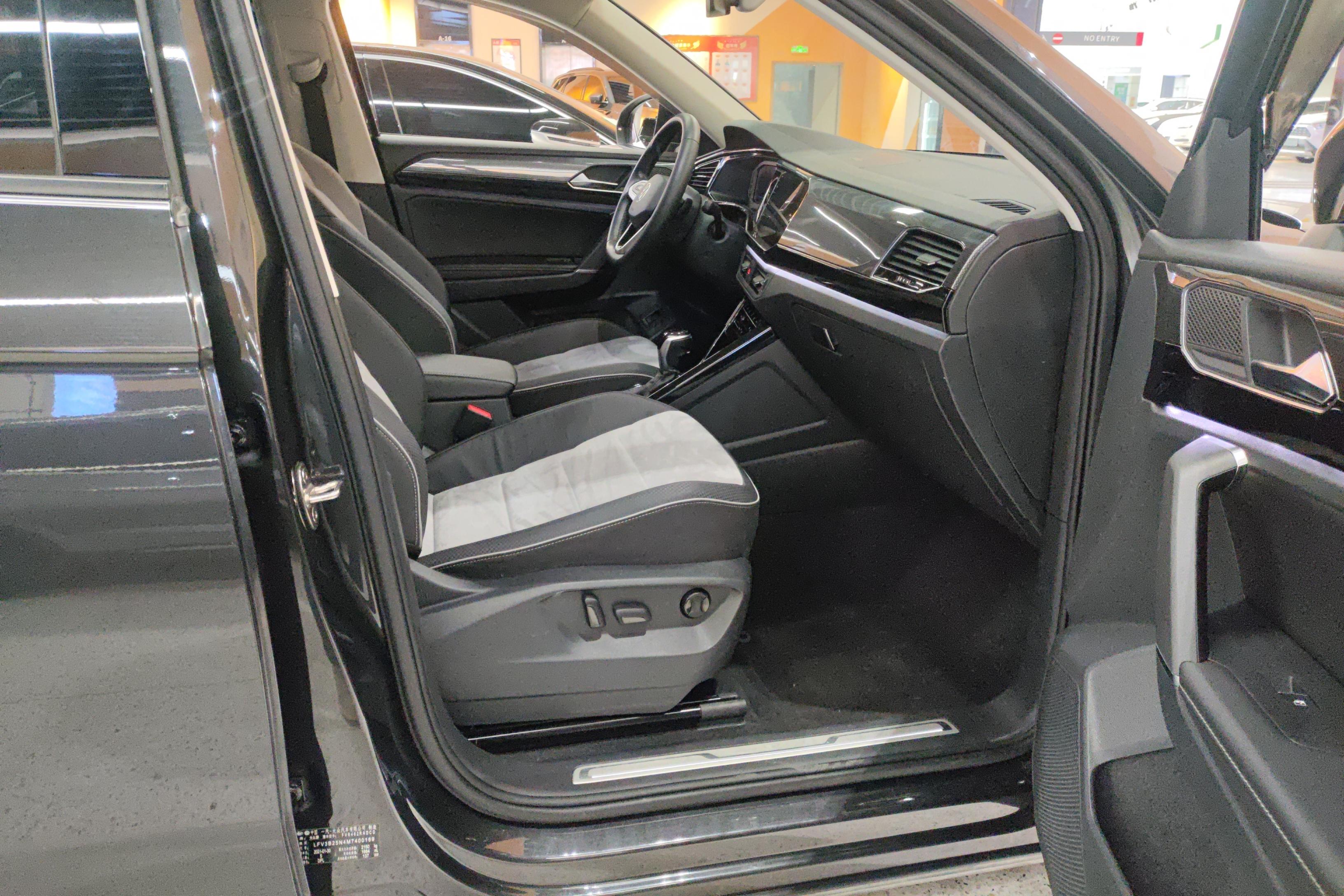 Volkswagen Tayron X 2021 car image #7