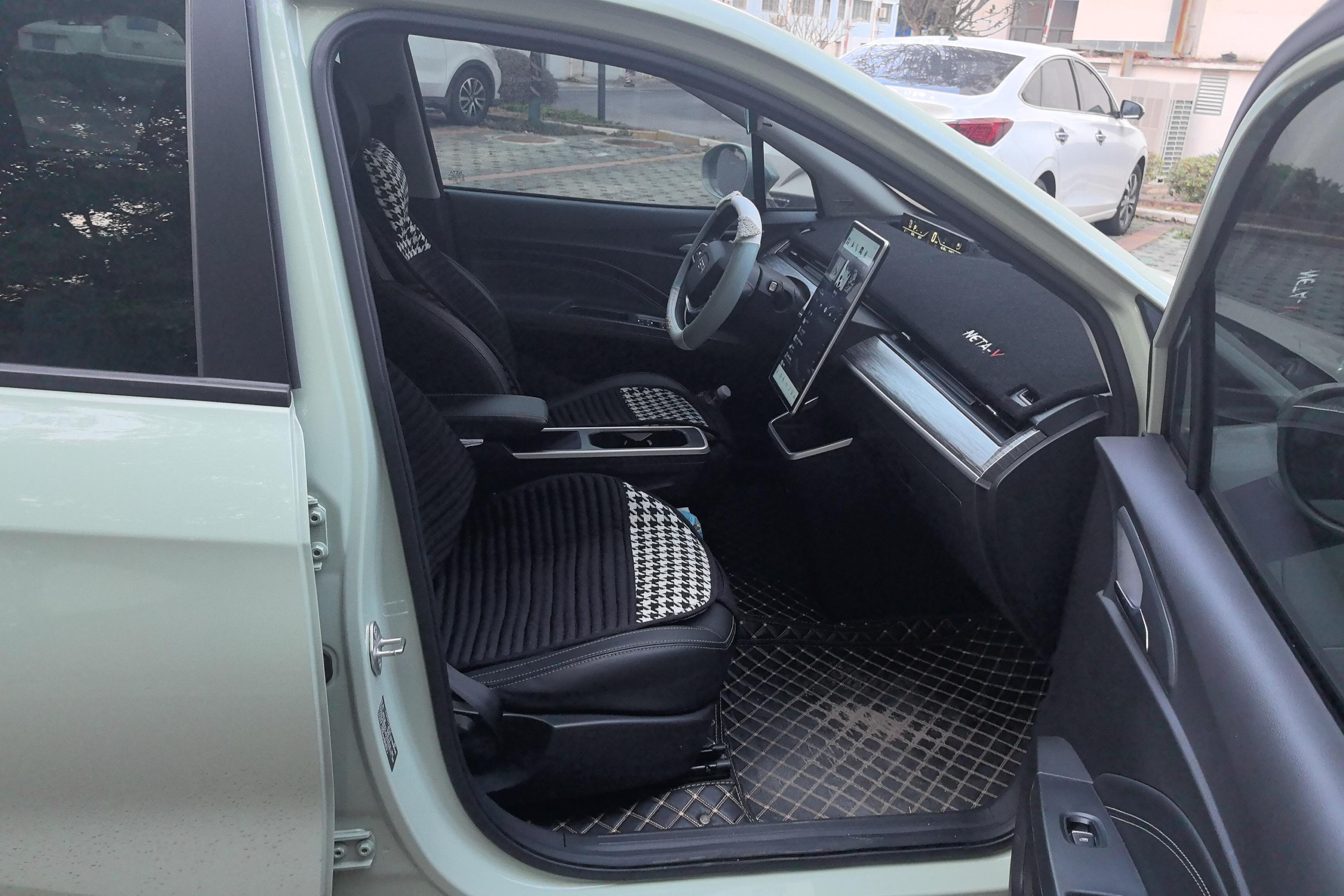 Neta L 2022 imagen de coche #7