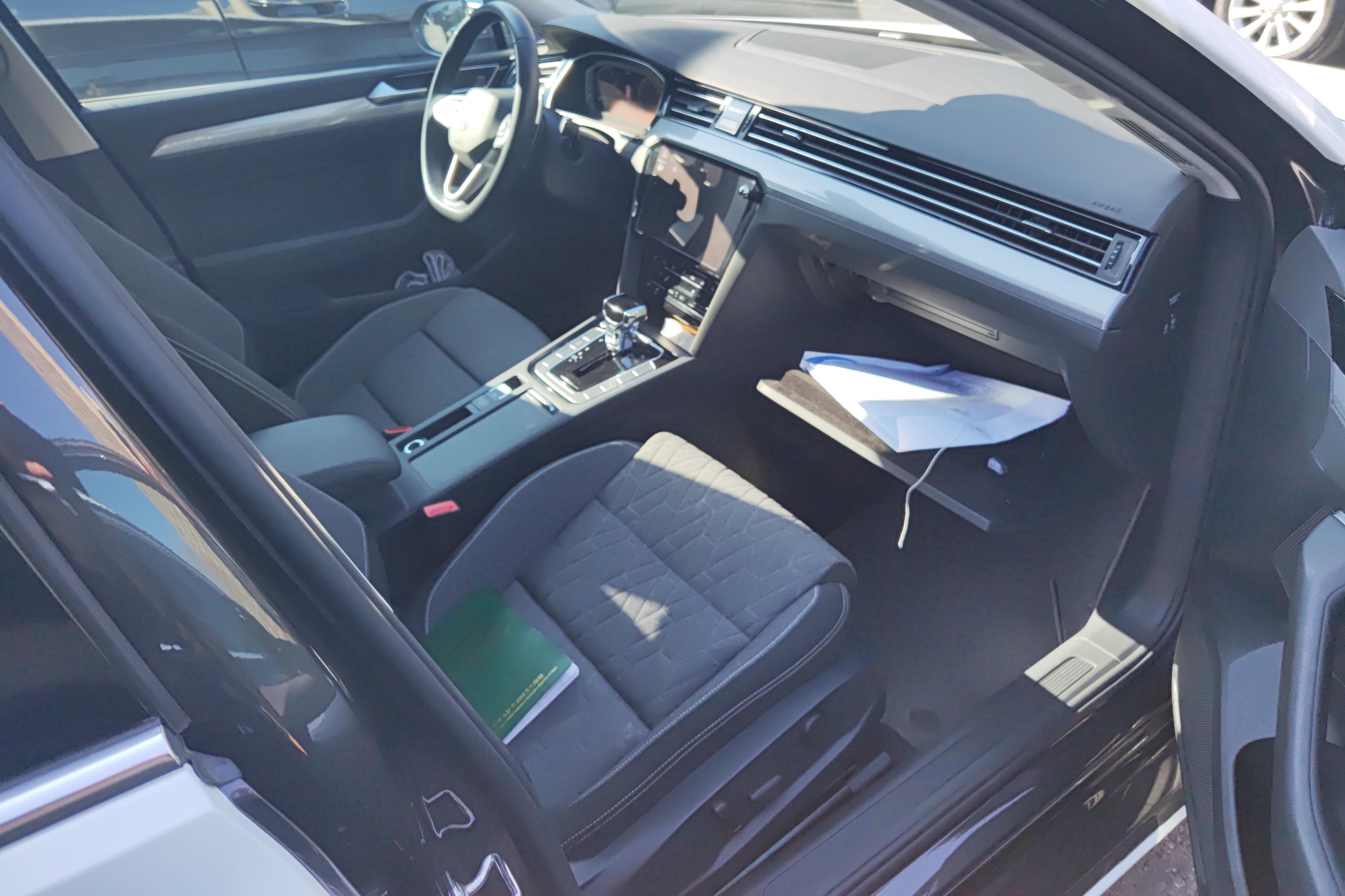 Volkswagen Passat Variant 2022 #7 Volkswagen Passat Variant 2022 immagine di auto #7