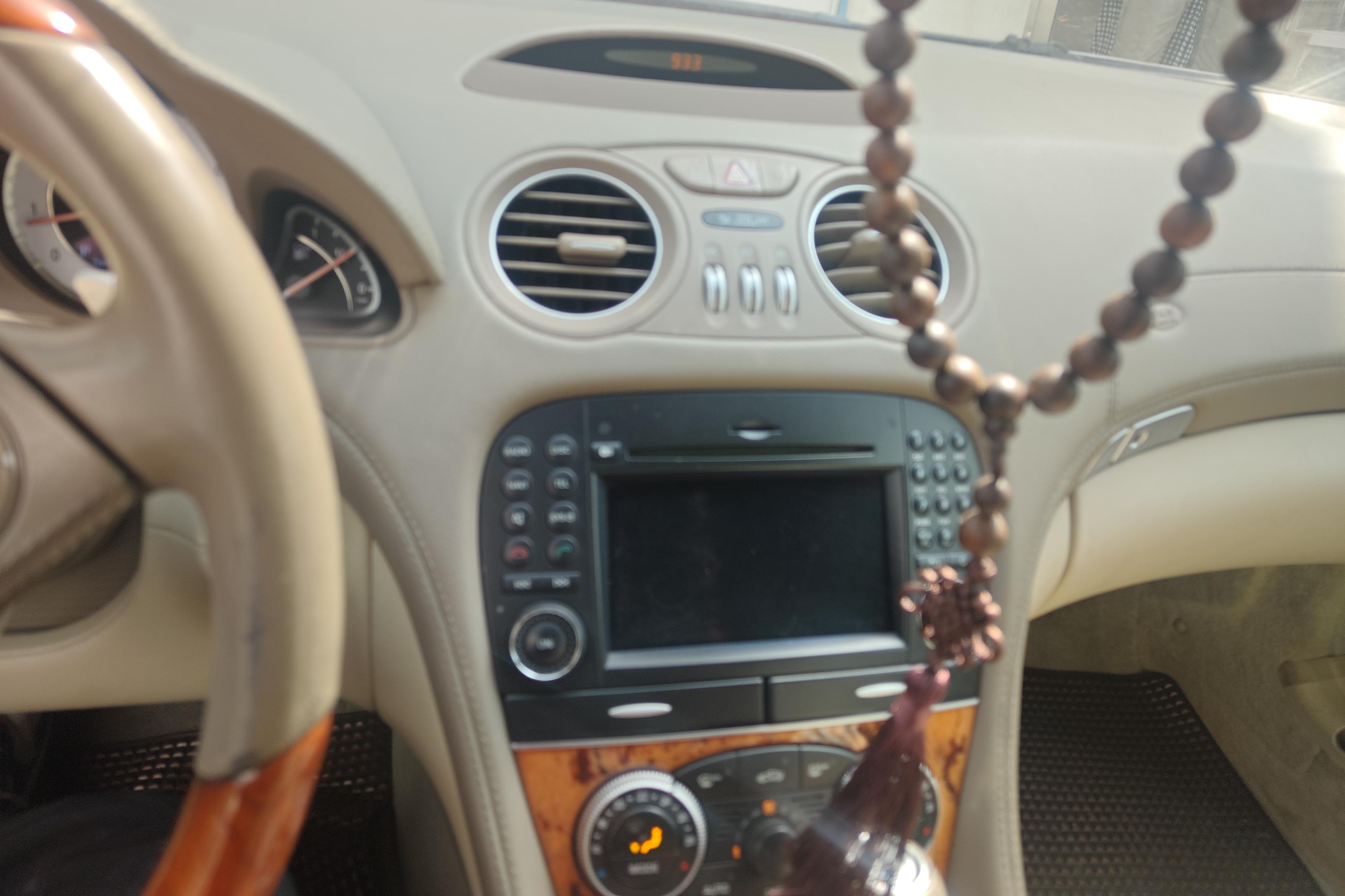 Mercedes-Benz SL Class 2010 #7 Mercedes-Benz SL Class 2010 car image #7